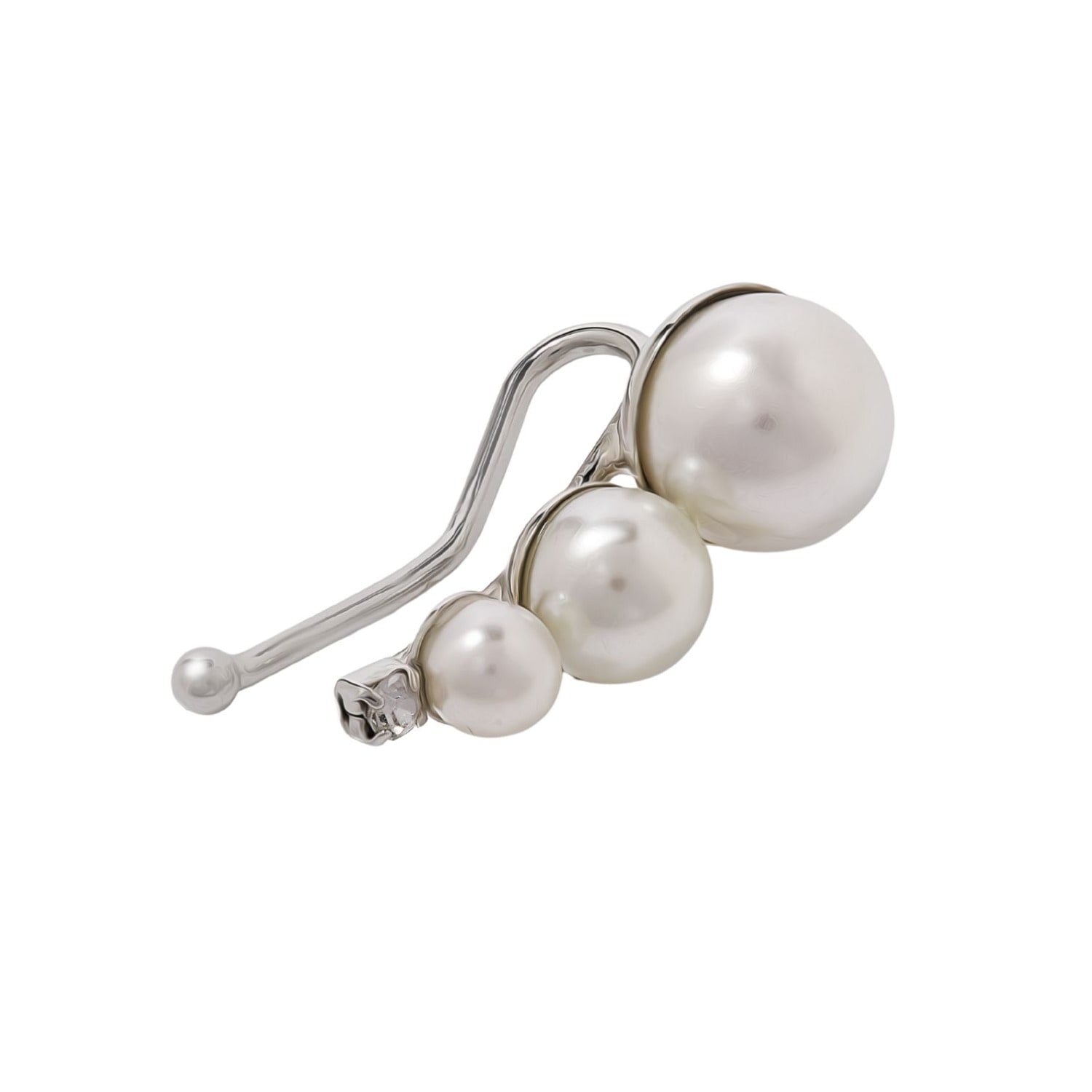 Matias Pearl Ear Cuff