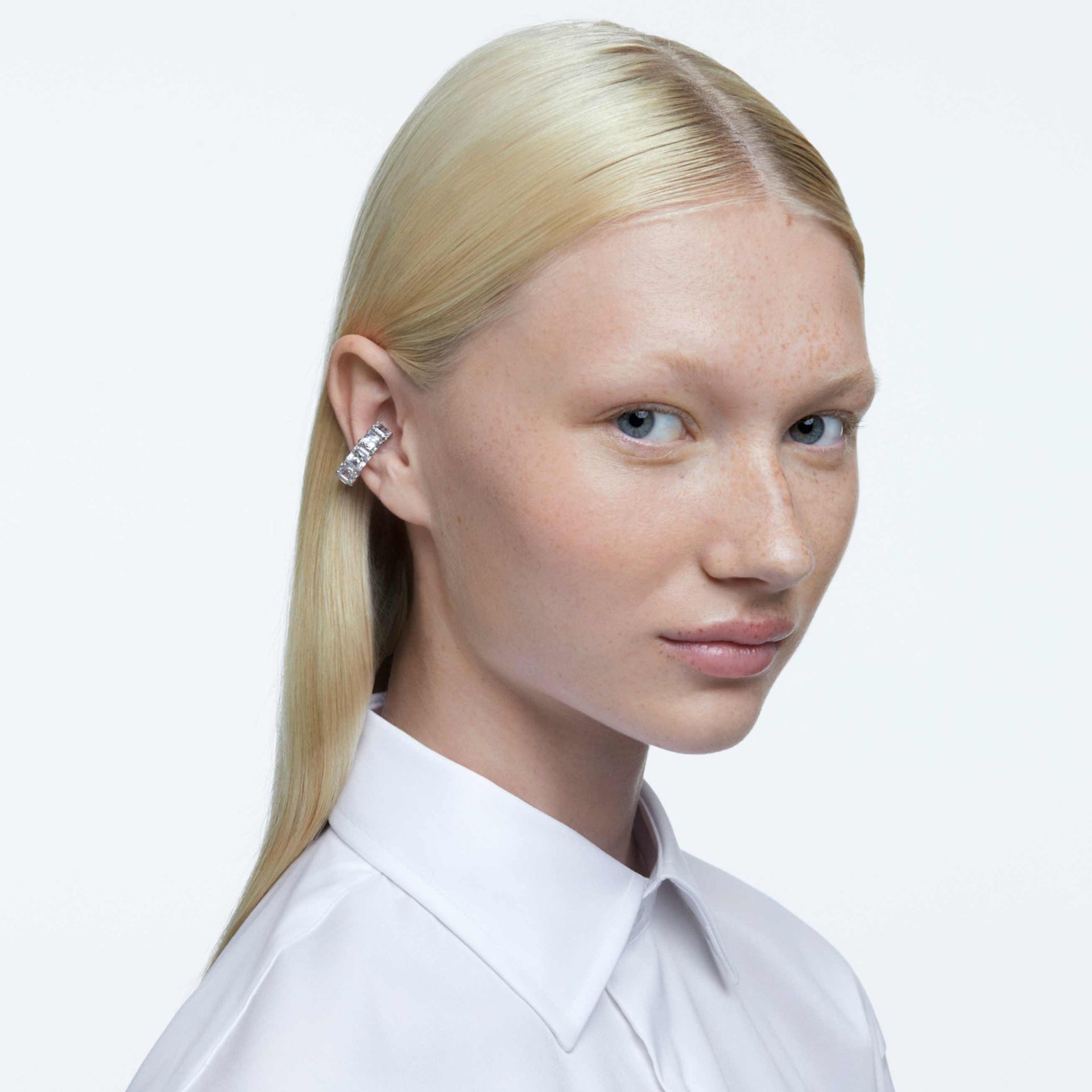 MATRIX CLIP EARRINGS SQUARE CUT WHITE RHODIUM PLATED
