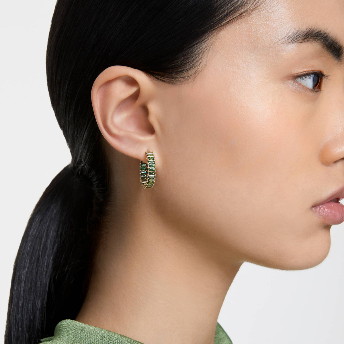 MATRIX HOOP EARRINGS BAGUETTE CUT GREEN GOLD TONE PLATED