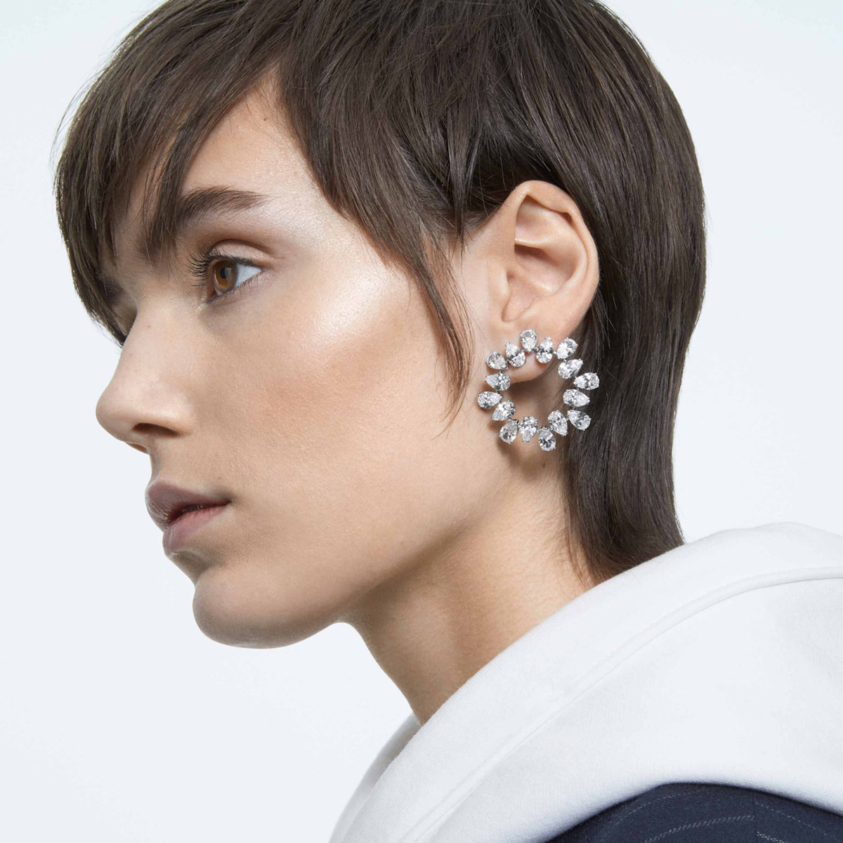 MATRIX HOOP EARRINGS PEAR CUT WHITE RHODIUM PLATED