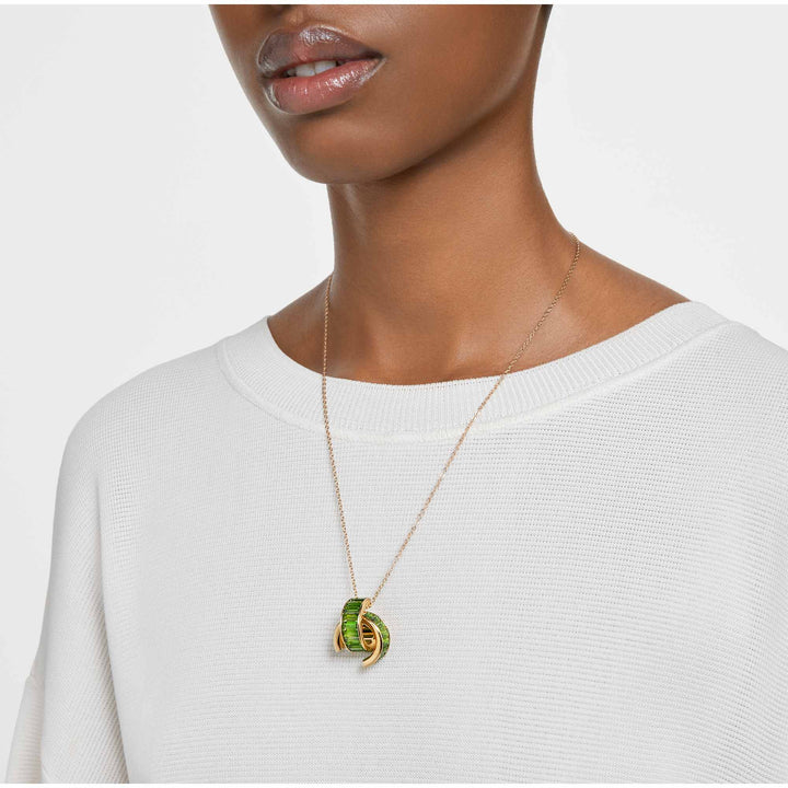 matrix-pendant-swarovski