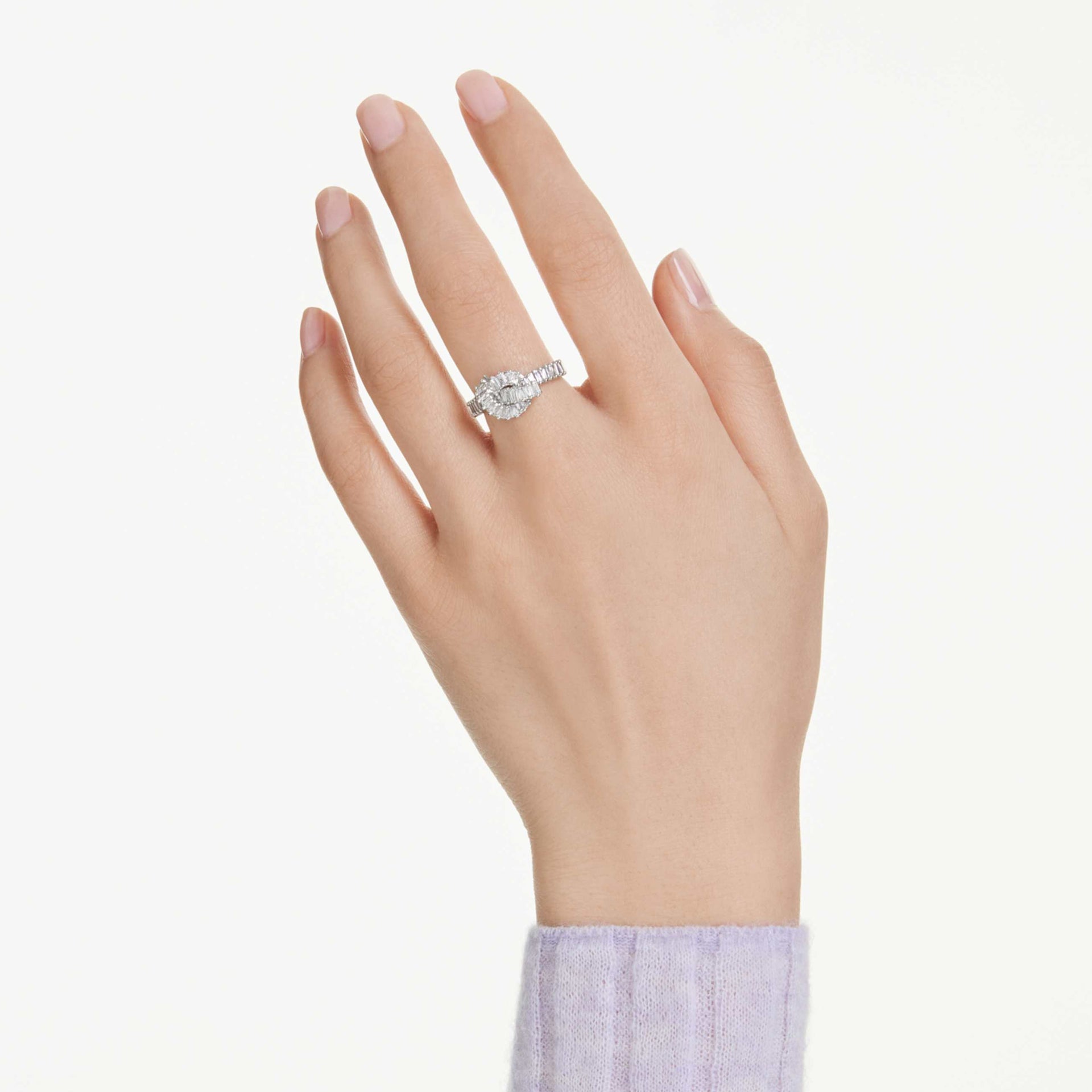 MATRIX RING BAGUETTE CUT KNOT WHITE RHODIUM PLATED