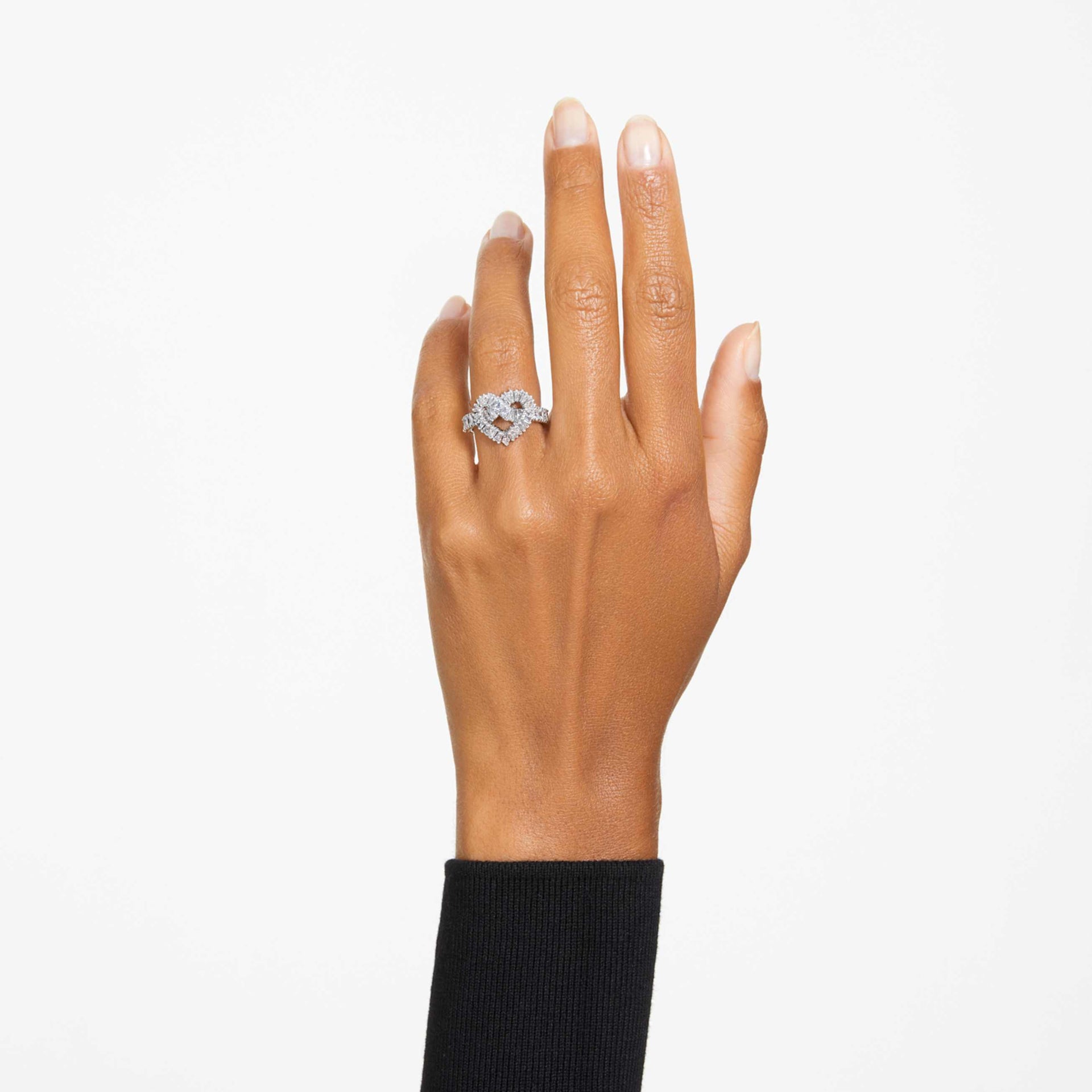MATRIX RING MIXED CUTS HEART WHITE RHODIUM PLATED