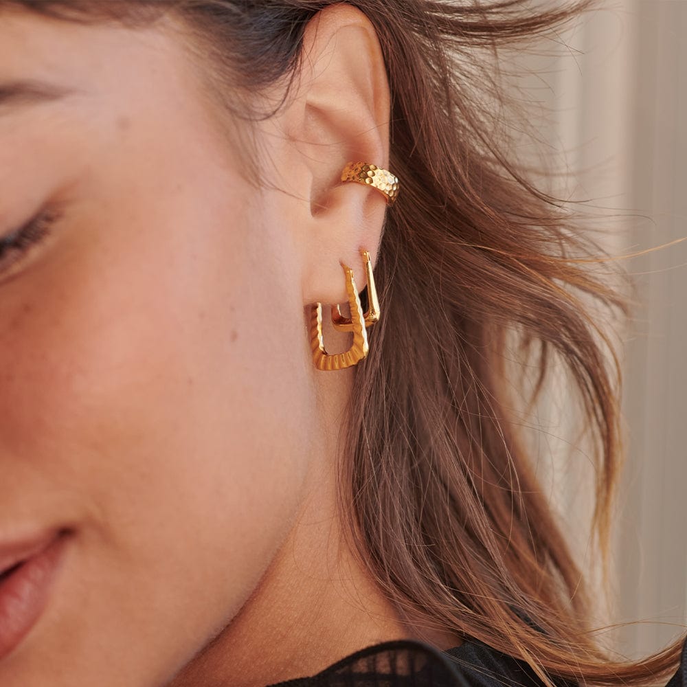 maxi-ridged-creole-hoop-earrings-18ct-gold-plated-daisy-london