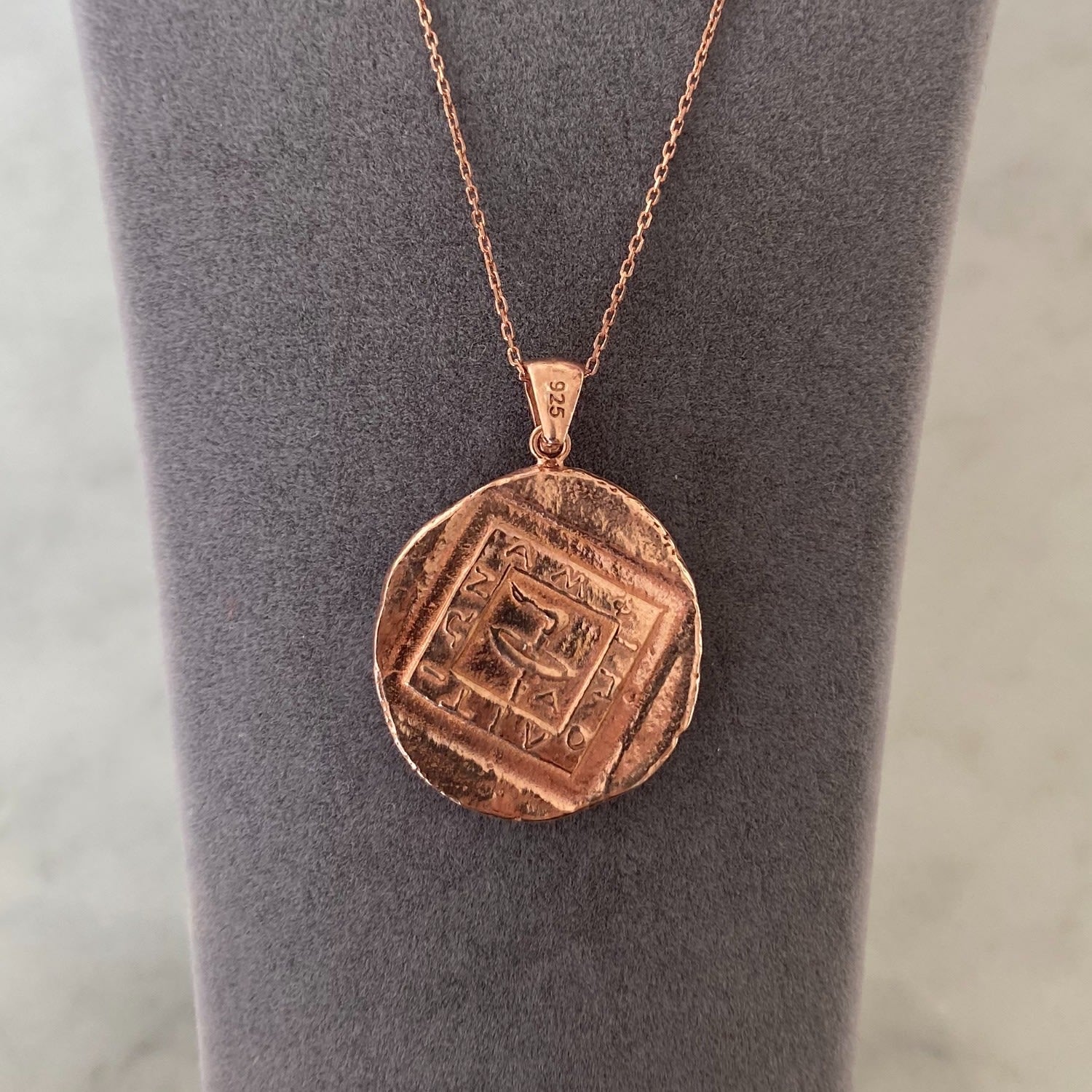 Medallion Vintage Amaino Seven Silver Charm Necklace