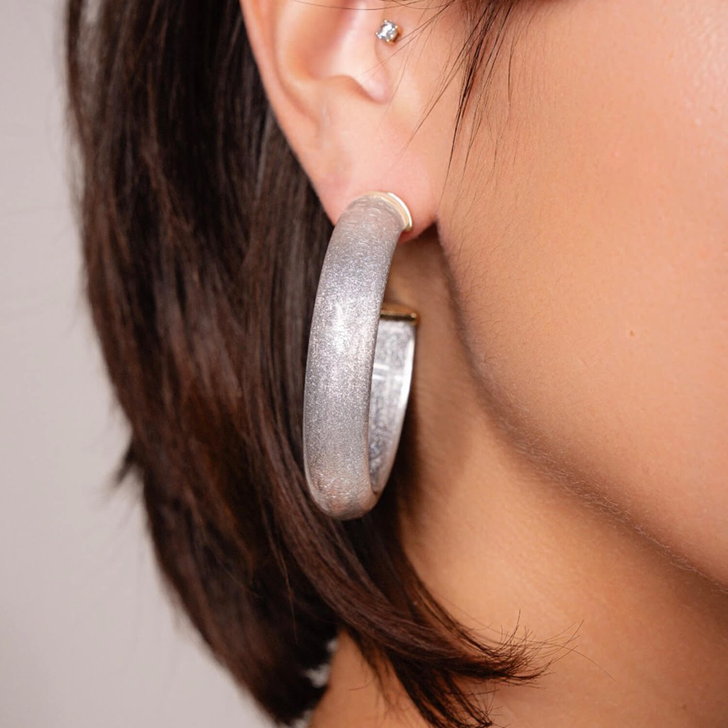 Medium Illusion Hoops In Silver Pixie