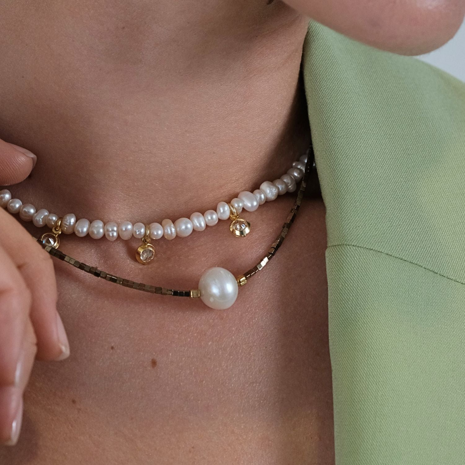 Melia Pearl Mini Hematite Stone Necklace