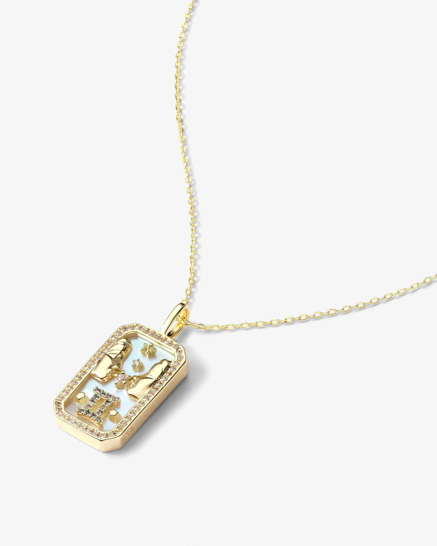 zodiac-amulet-necklace-in-gold