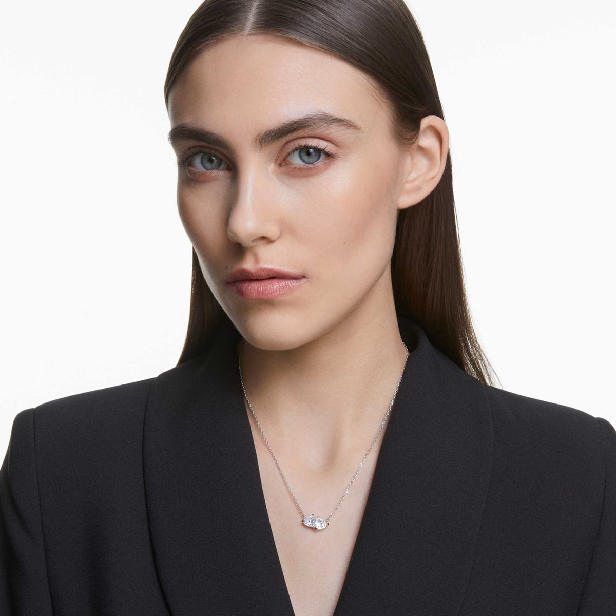 MESMERA NECKLACE HEART WHITE RHODIUM PLATED