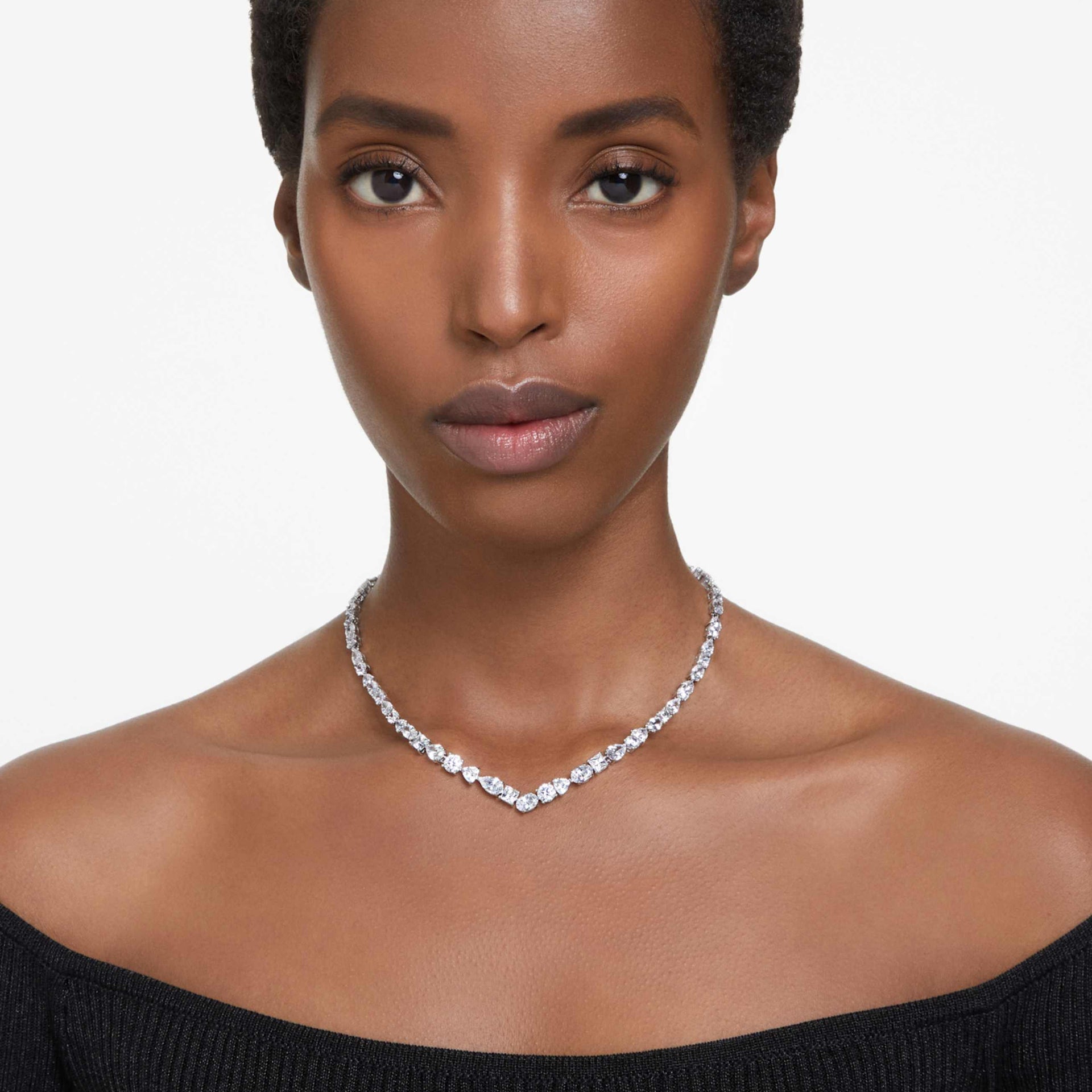 MESMERA NECKLACE MIXED CUTS WHITE RHODIUM PLATED