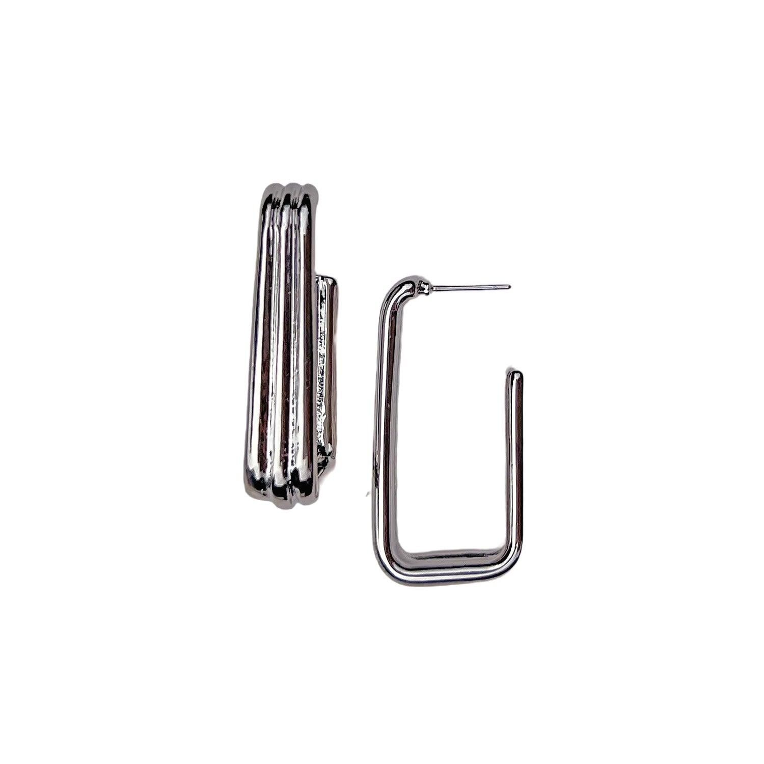 Metal Ribbed Geometric Hoop Earrings