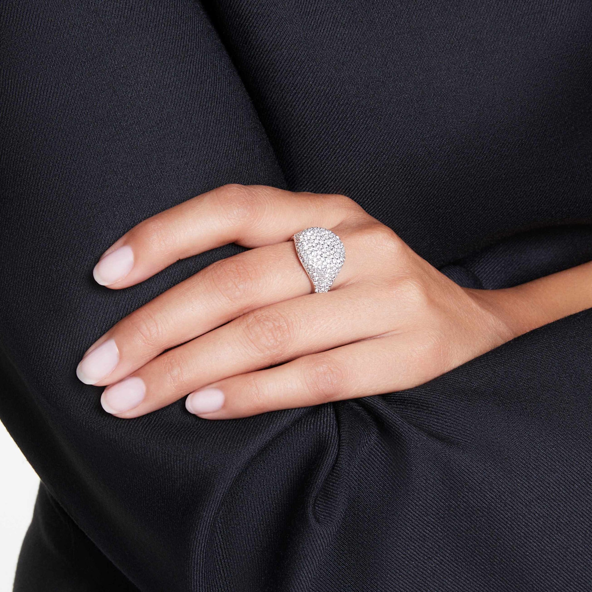 METEORA COCKTAIL RING WHITE RHODIUM PLATED