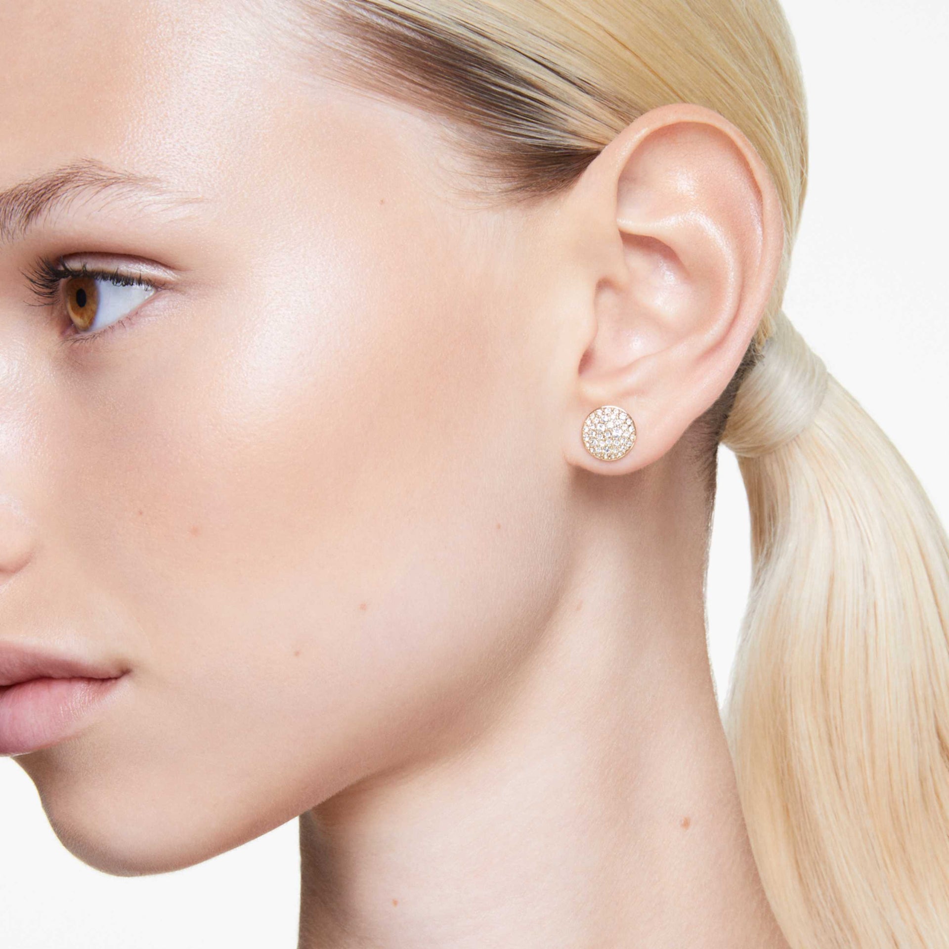 METEORA STUD EARRINGS WHITE GOLD TONE PLATED