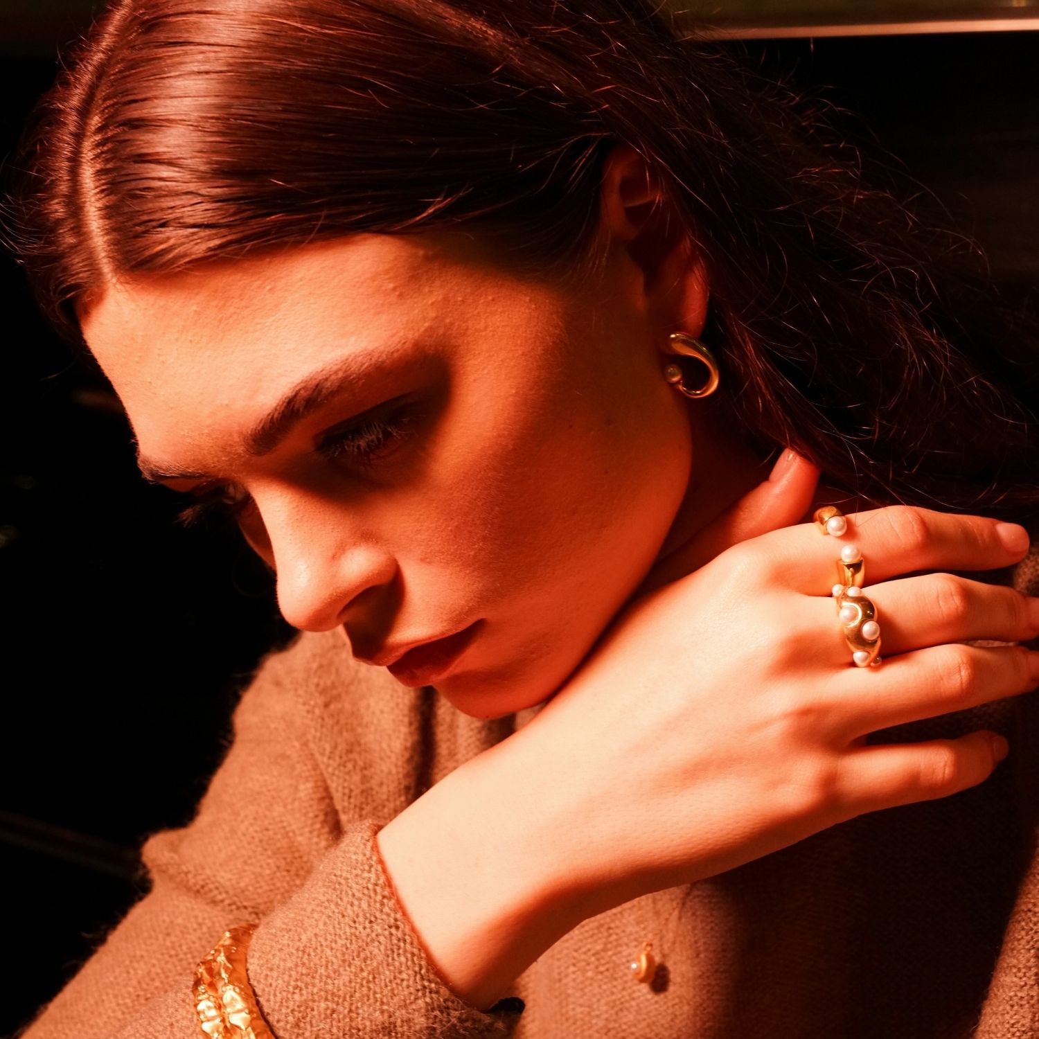 Meya Spiral Hoop Earrings