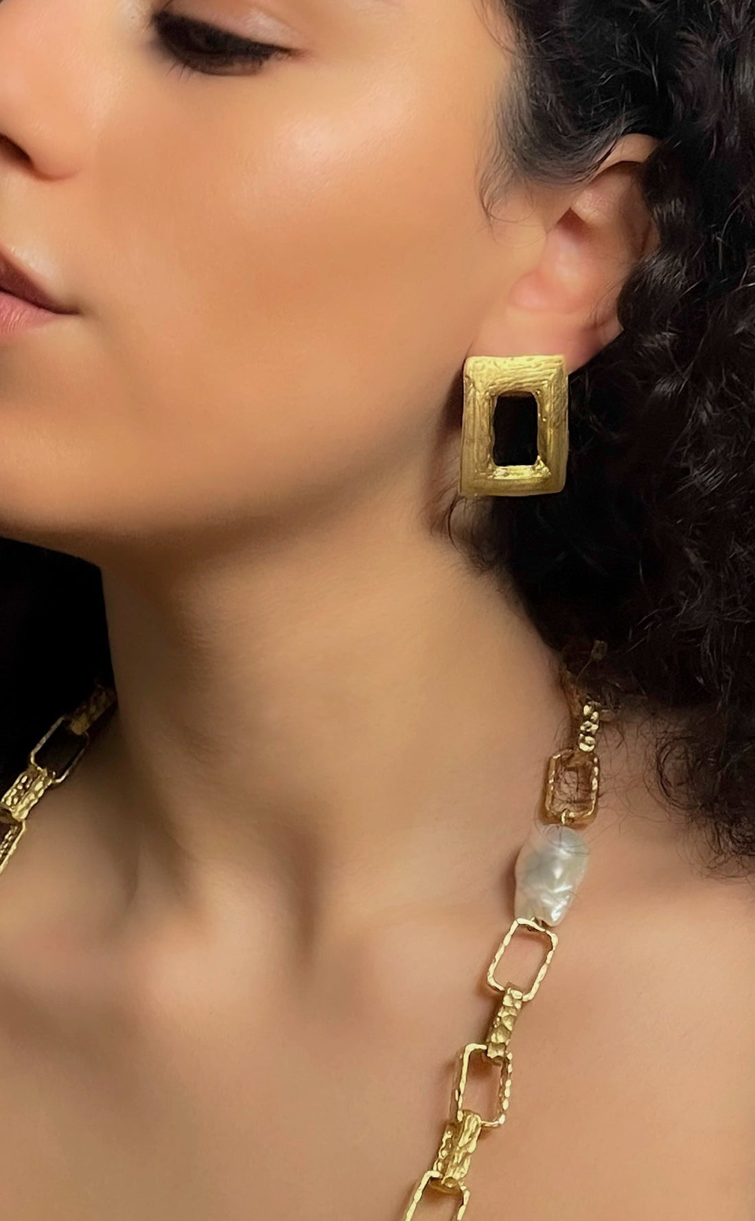 Mias Earrings