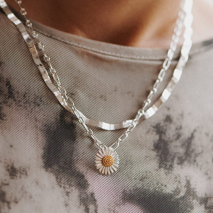 michaelmas-daisy-necklace-18ct-gold-plated-925-sterling-silver-daisy-london