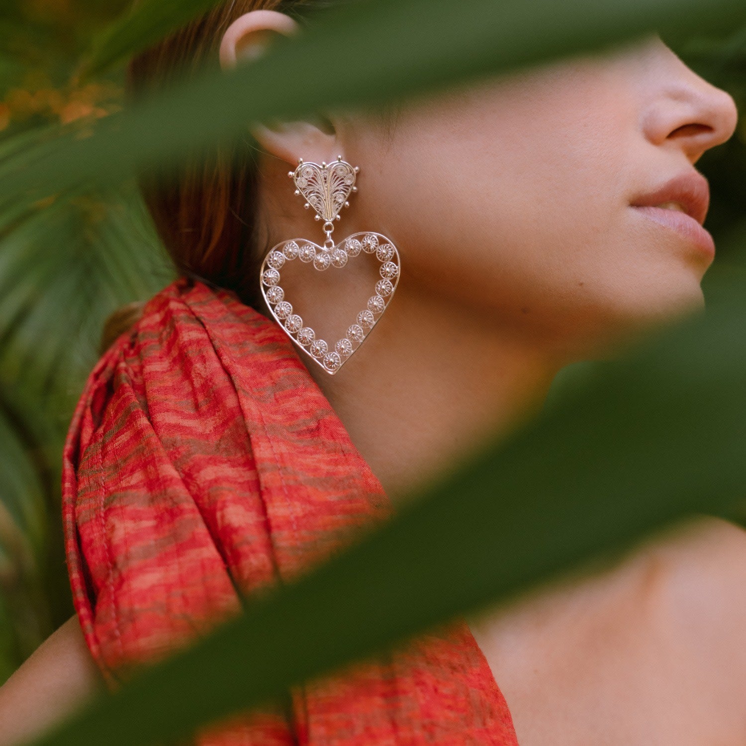 Milagros Silhouette Silver Earrings