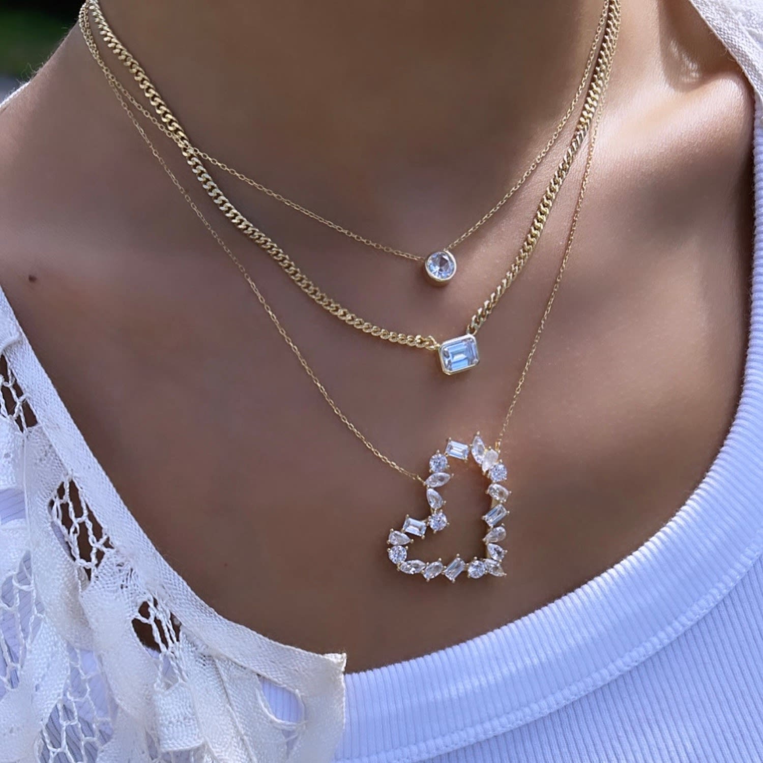 Mini Bezel Solitaire Necklace - Round Gold