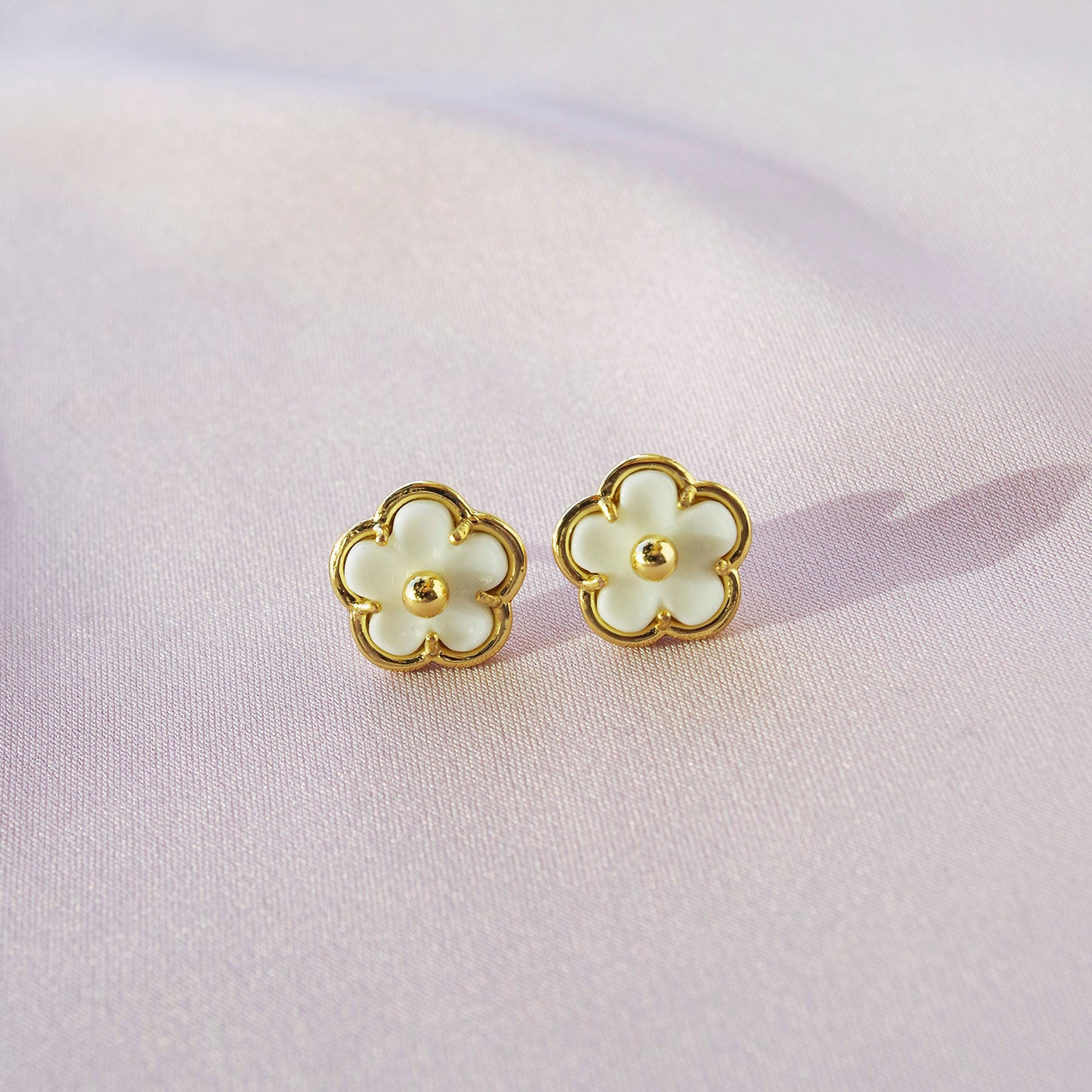Mini Porcelain Daisy Stud Earrings