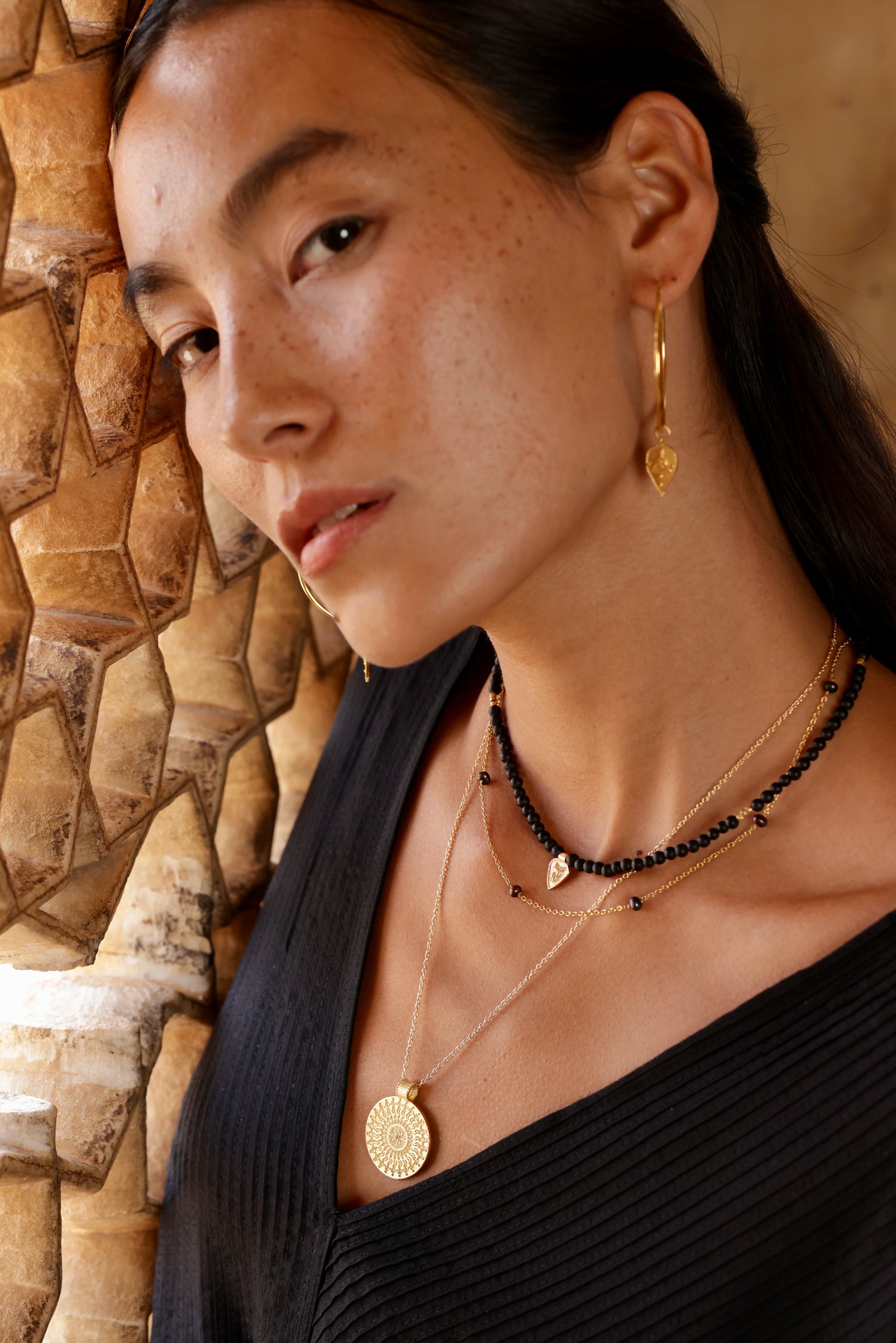 Minimal Pearl Necklace - Black Pearl & Gold Vermeil