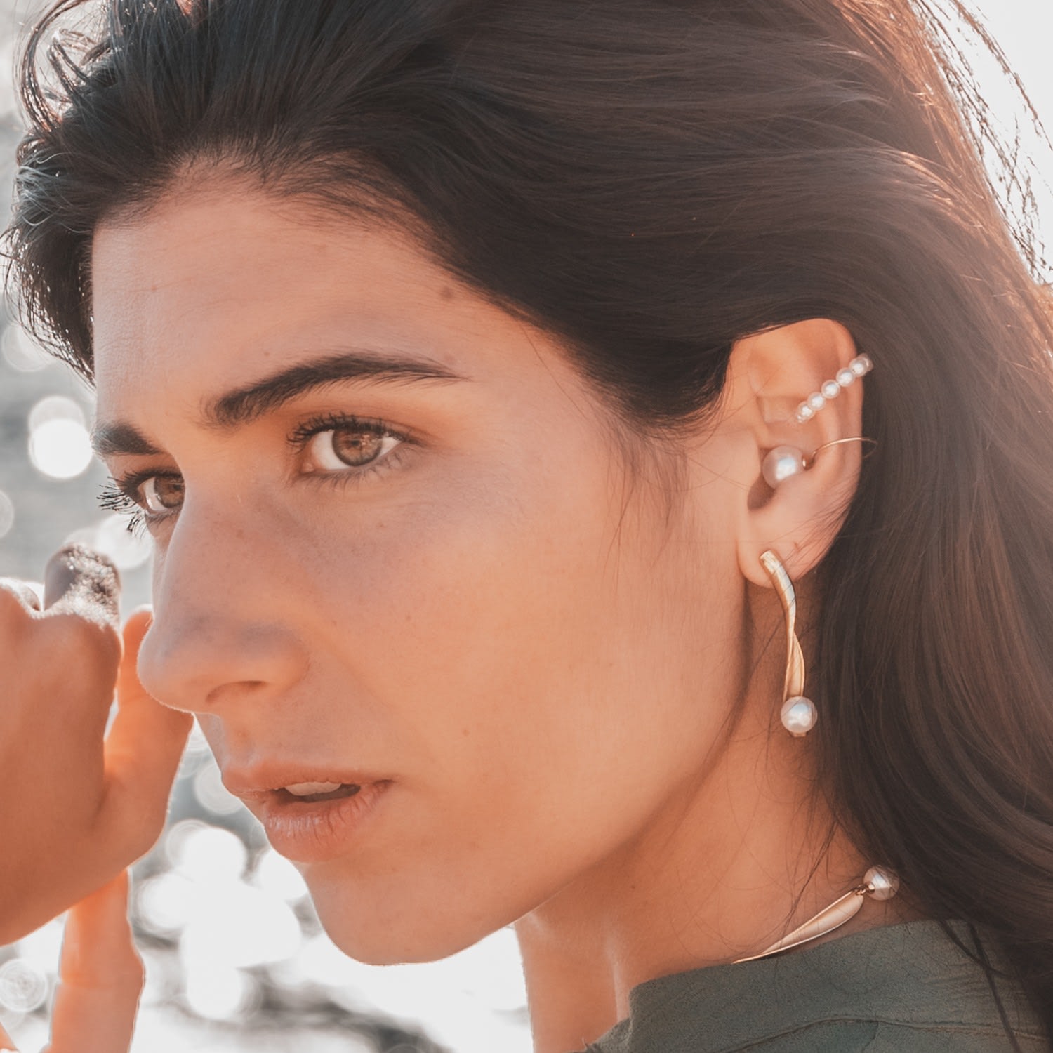 Minimalism Beats Pearl Ear Cuff