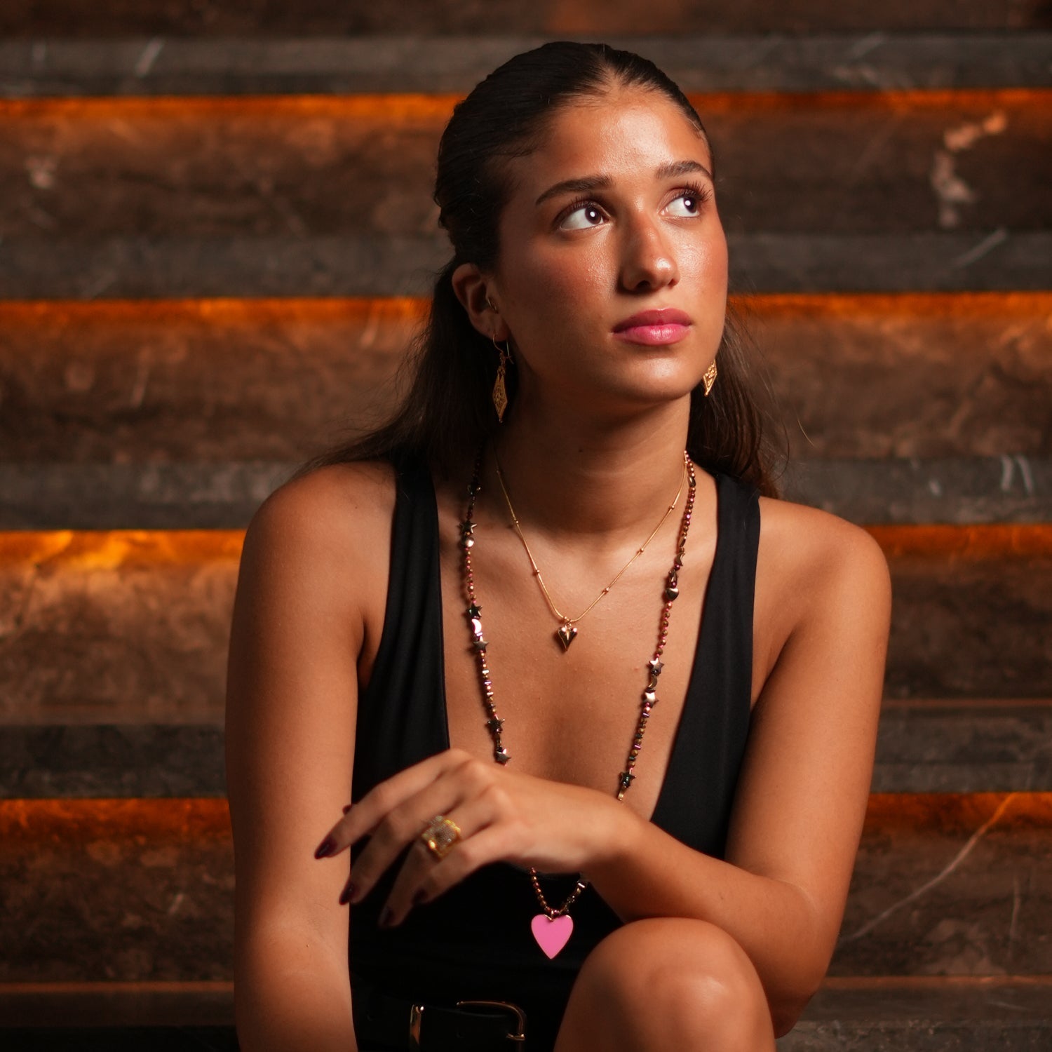 Minimalist Gold Heart Love Statement Necklace - Gold