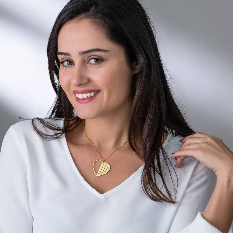 Mom Necklace in Gold Plating with Diamonds