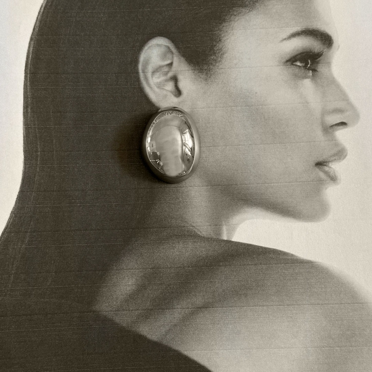 Mona Dome Earrings - Silver