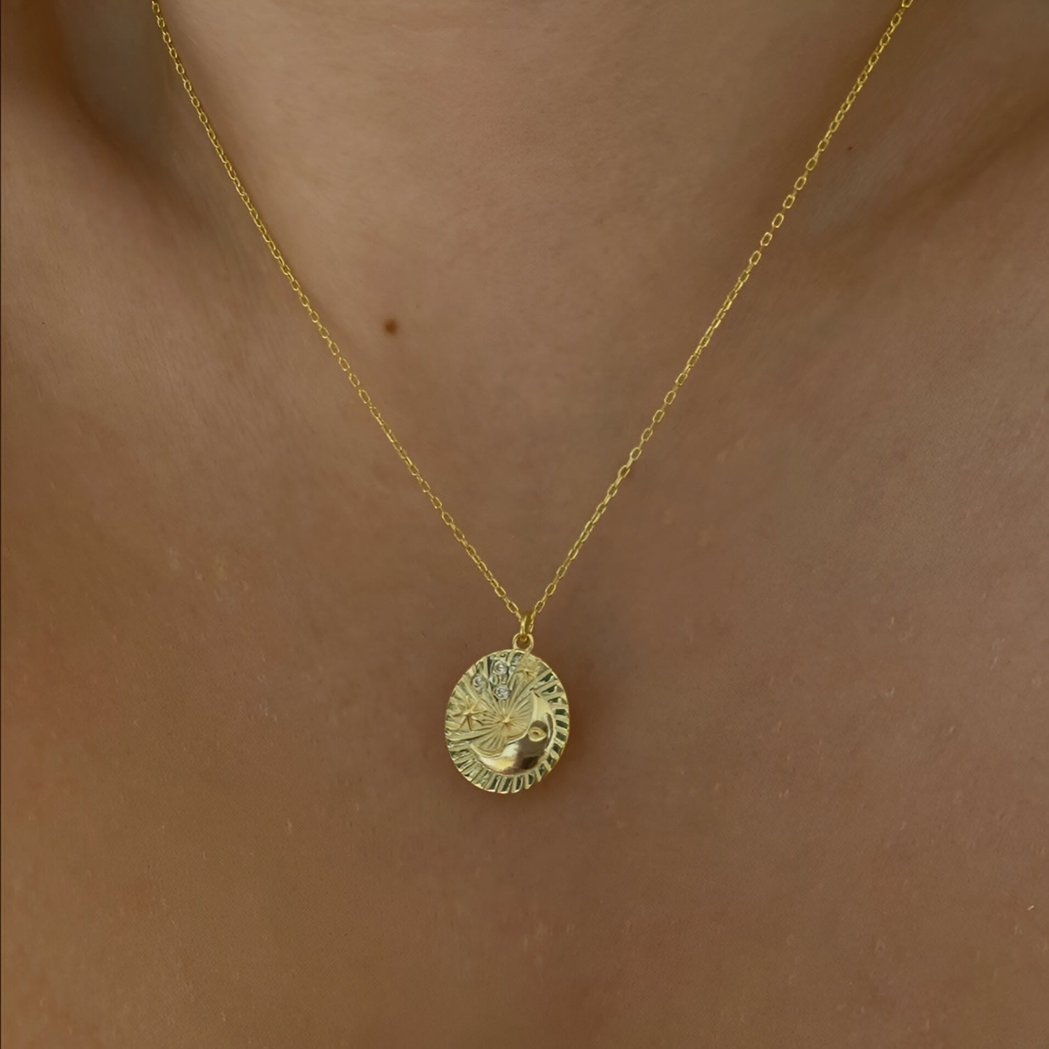 Moon Silhouette Sterling Silver Necklace - Silver