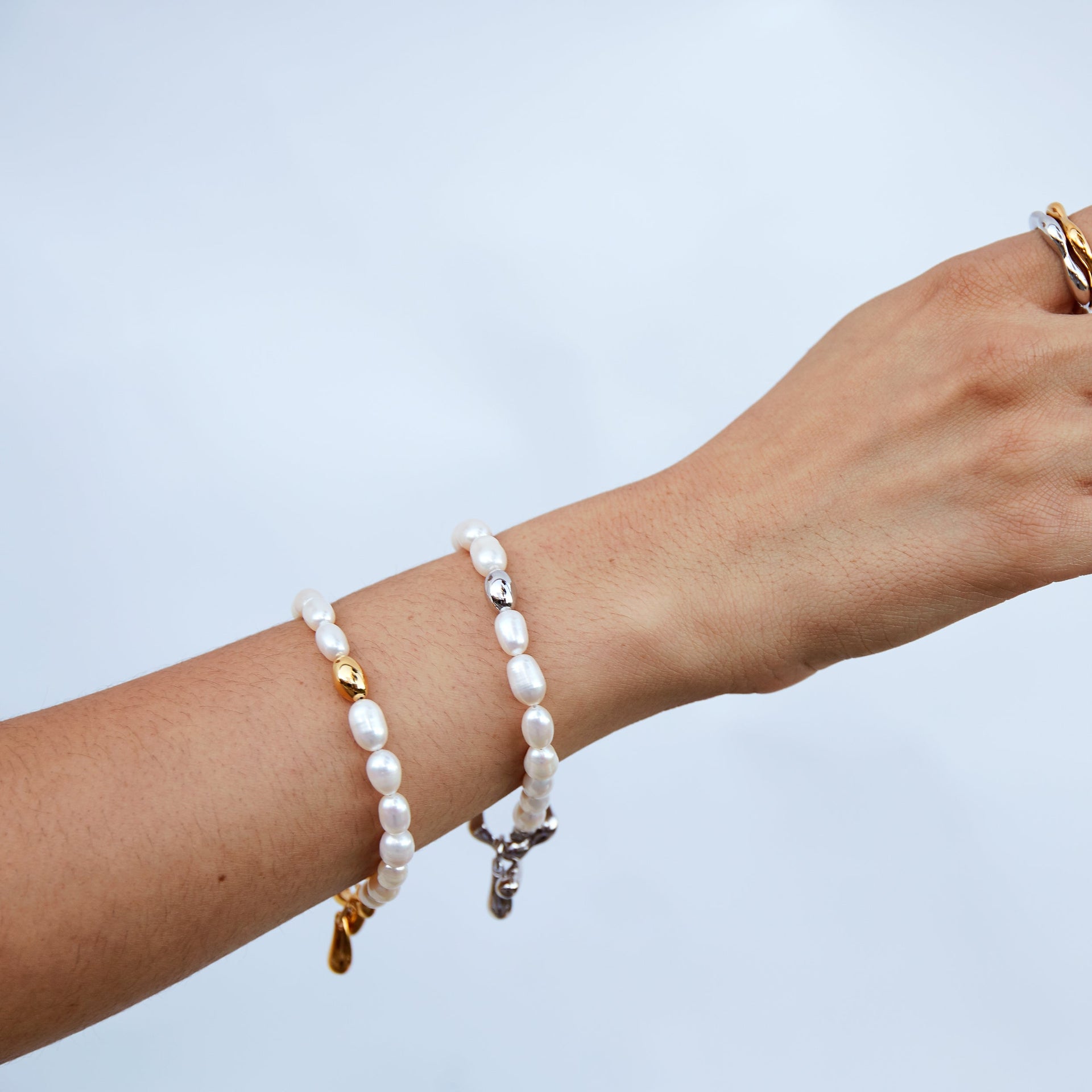 Muse Pearl Bracelet - Gold
