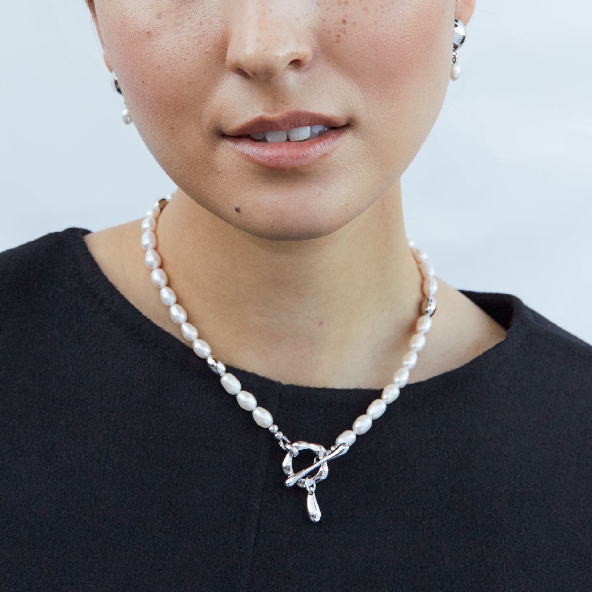 Muse Pearl Collar - Silver