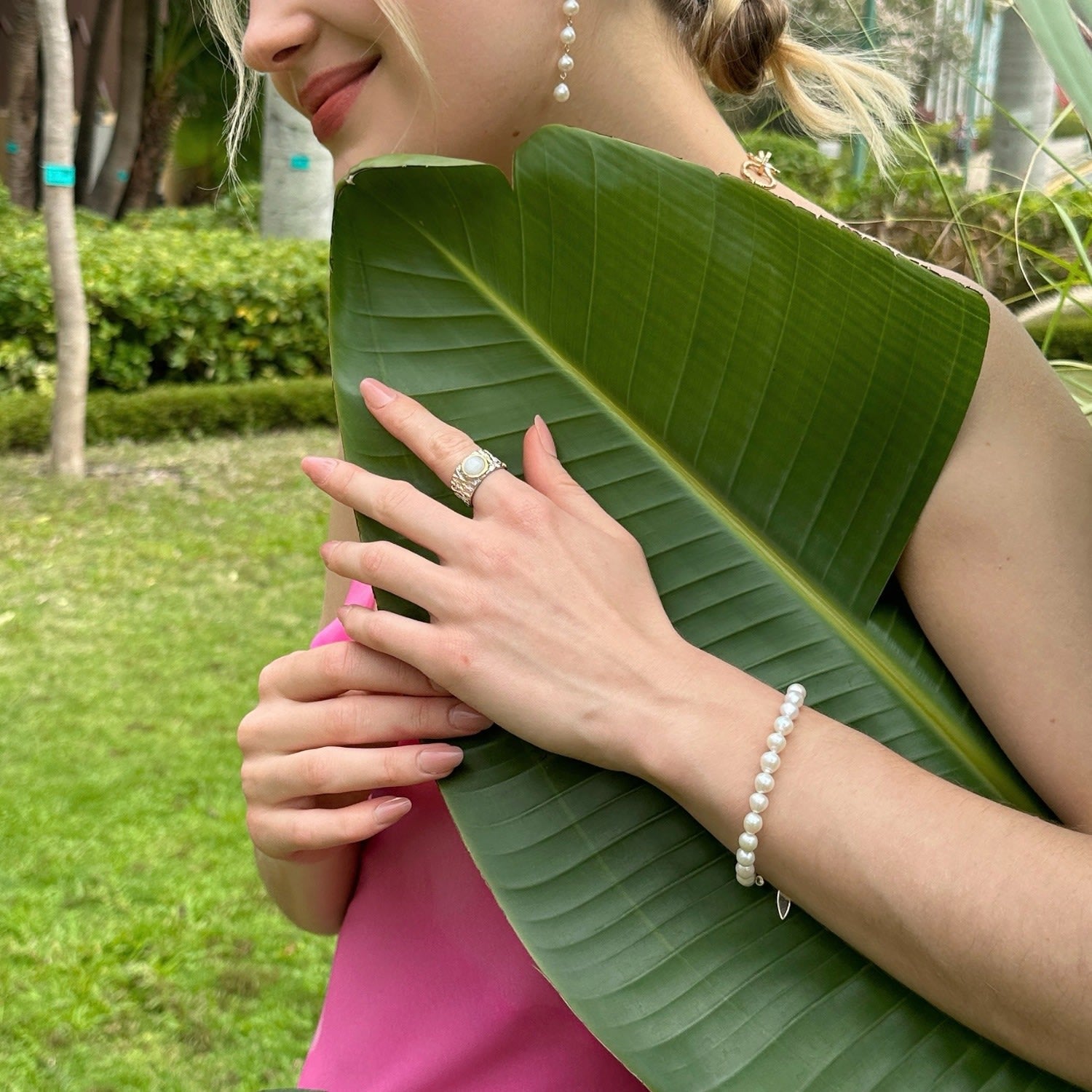 Must-Have Freshwater Pearls Beaded Adjustable Bracelet