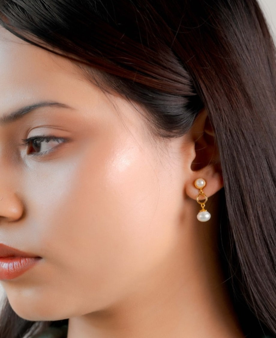 Myra Pearl Dangler Earrings Gold Vermeil