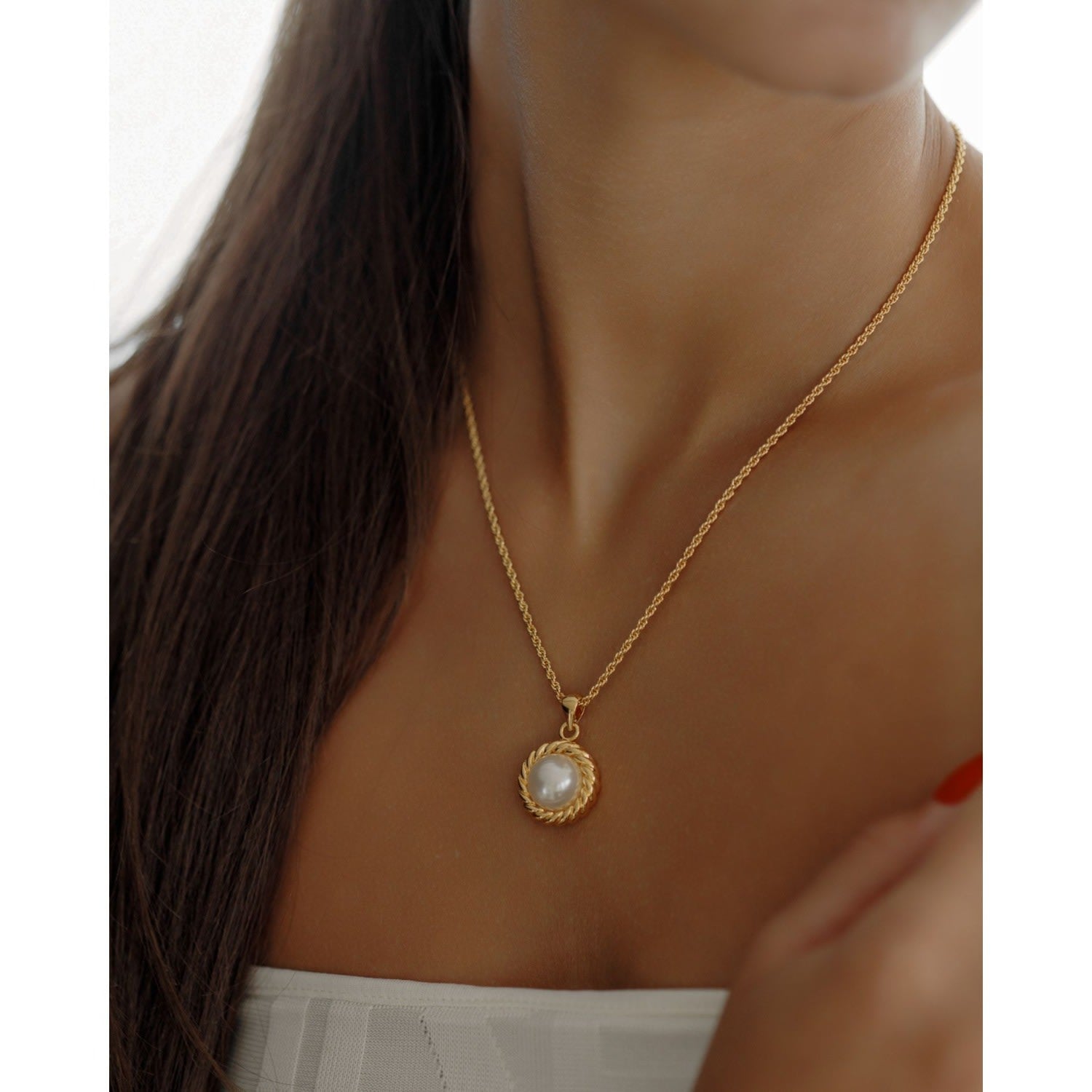 Myrcella Faux Pearl Necklace