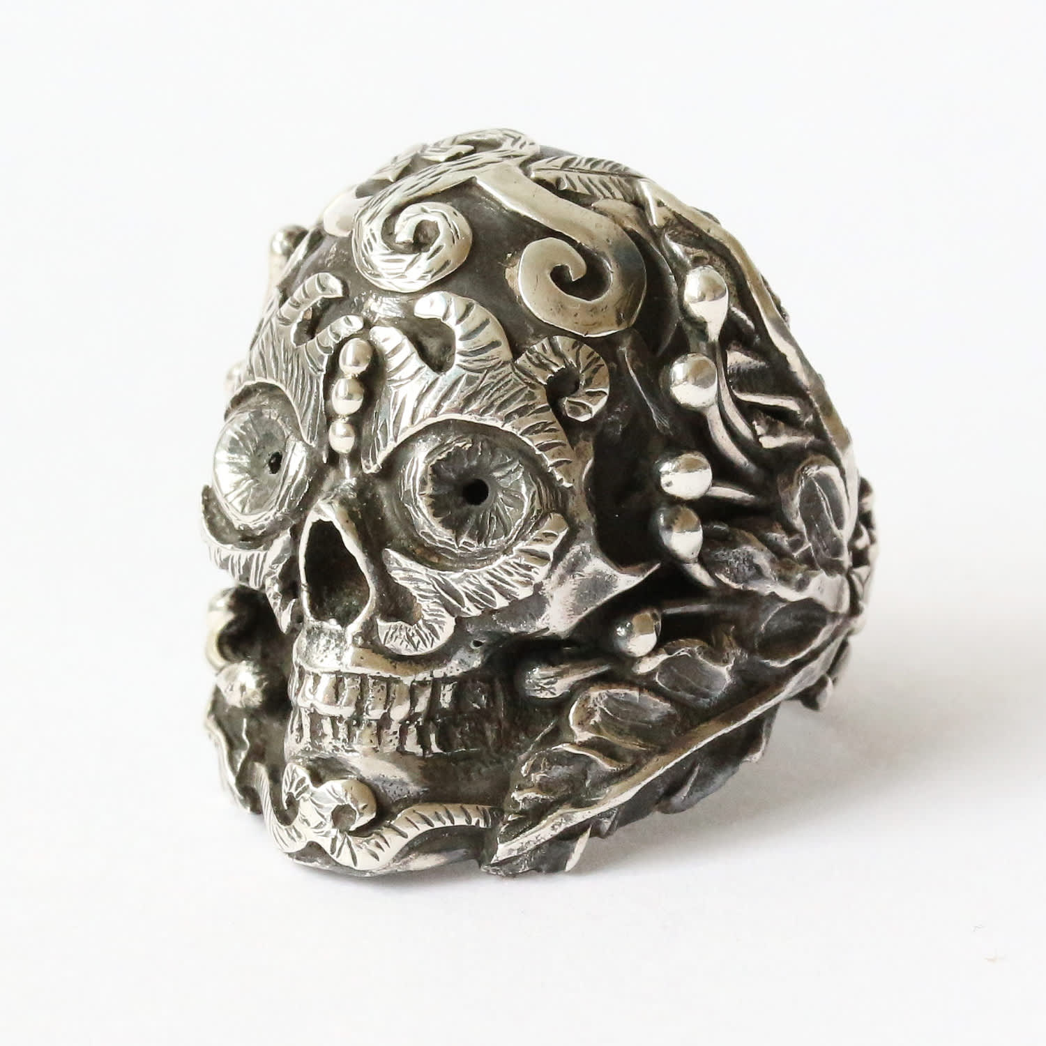 Mystic Double Trident Skull Ring In Sterling Silver