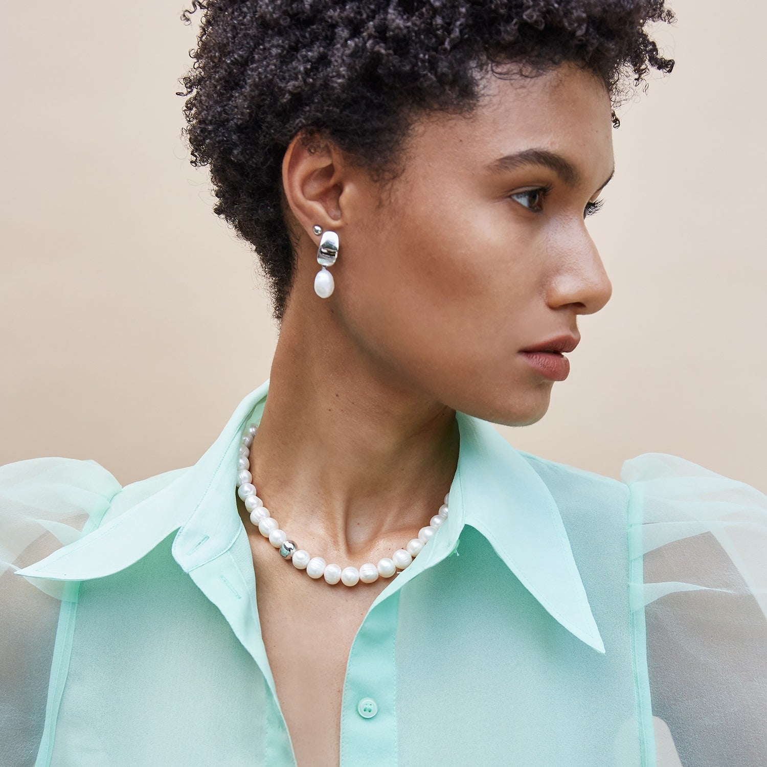 Paloma Pearl Collar Silver
