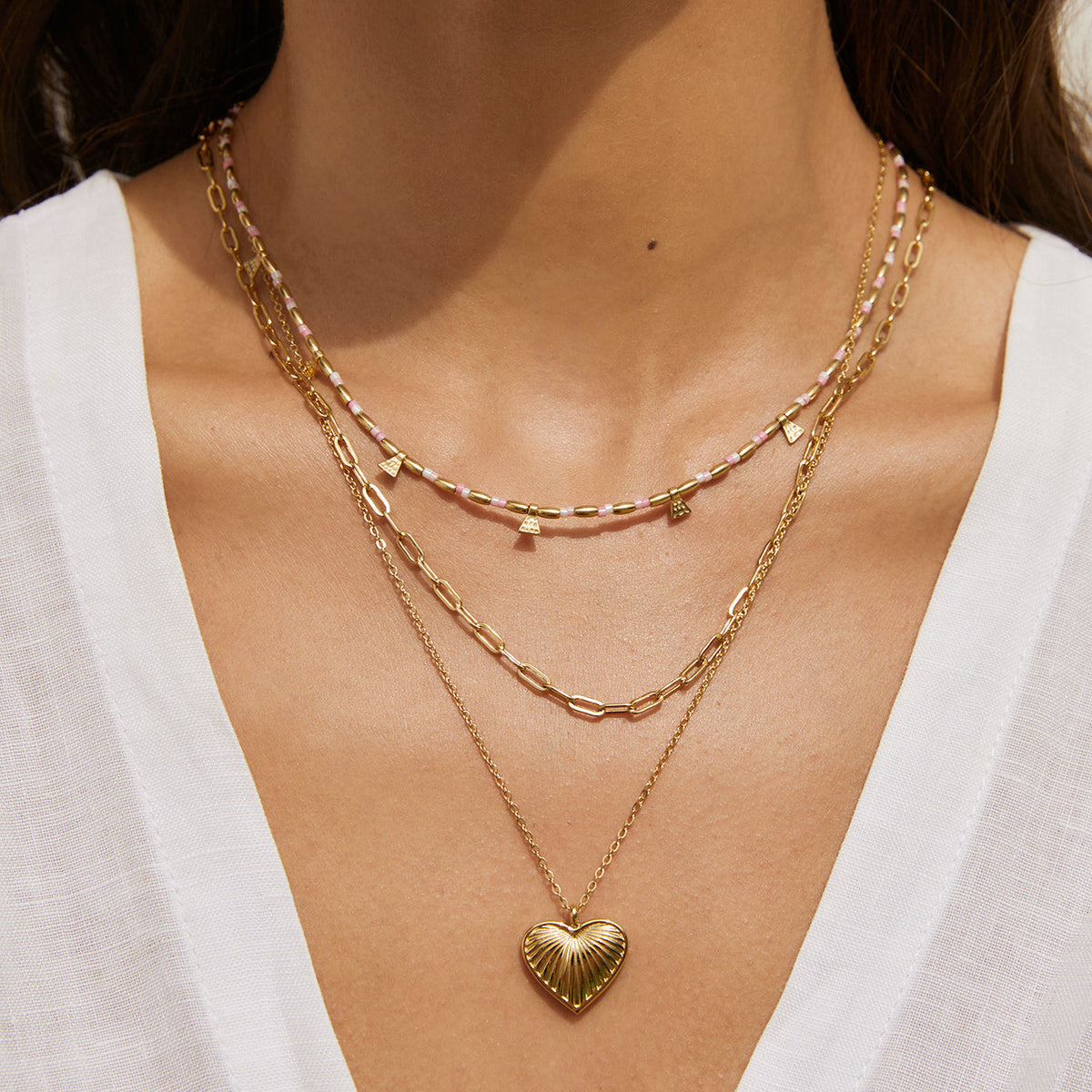 Natalia Gold Necklace Peony