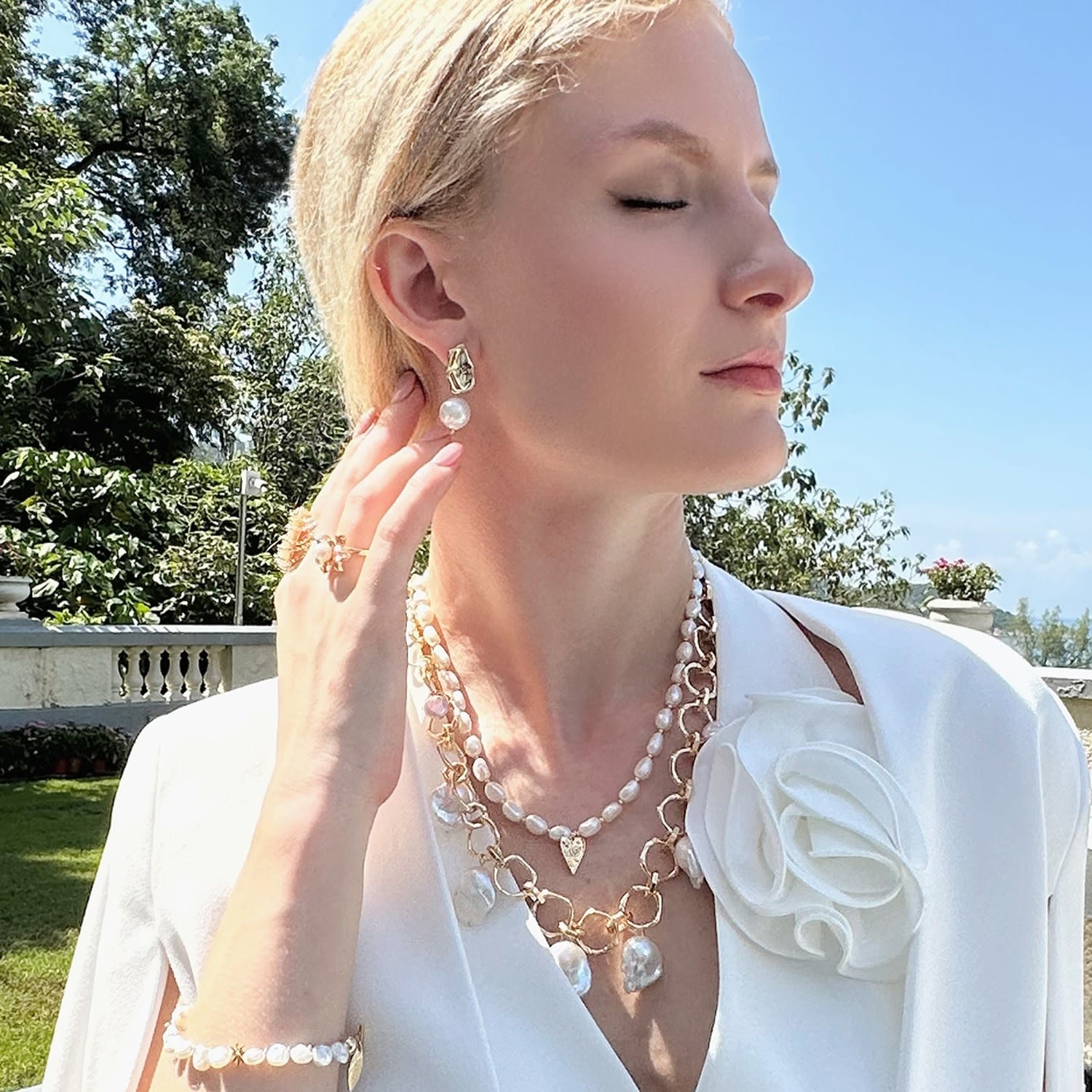 Natural Baroque Pearls Pendant Statement Necklace