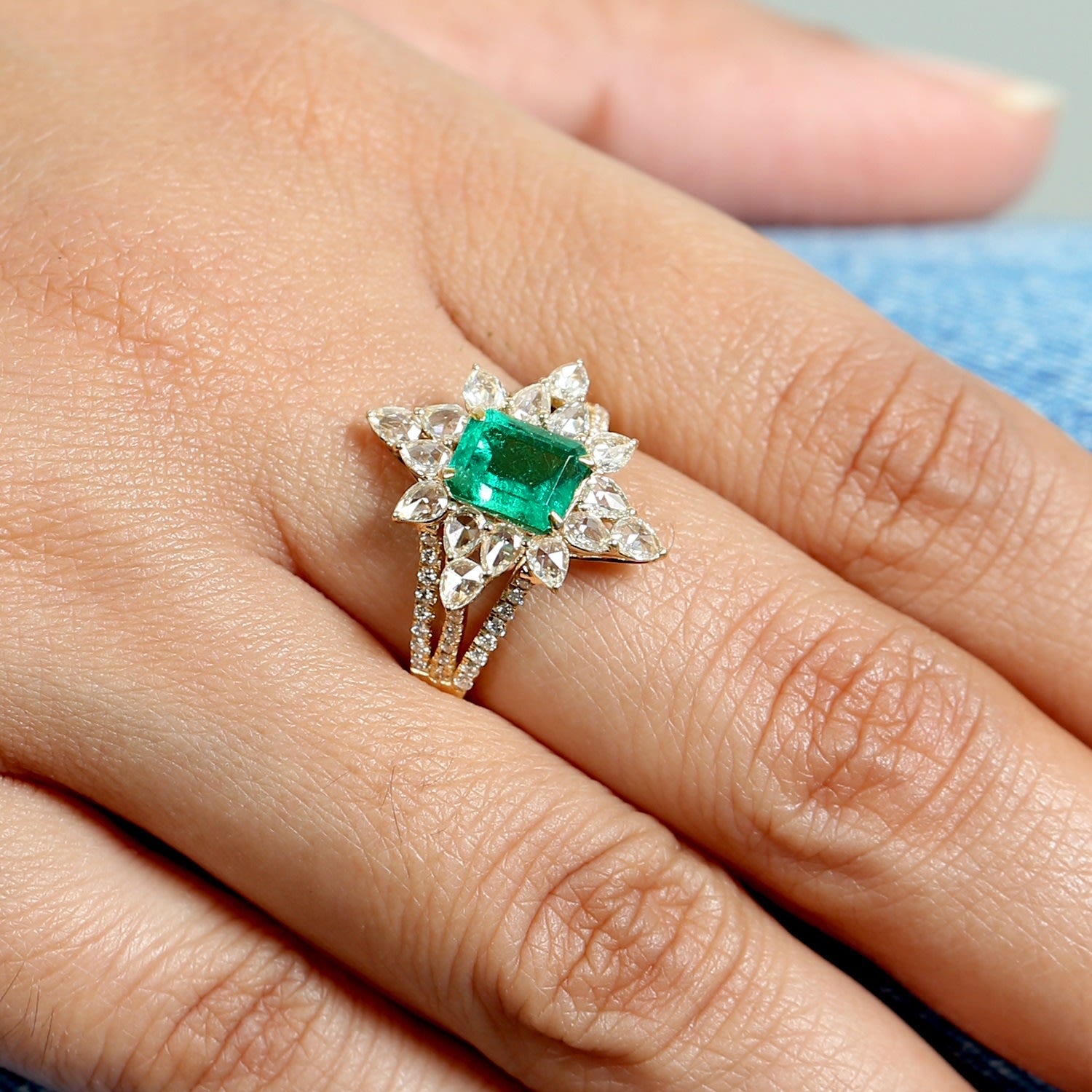 Natural Emerald & Rose Cut Diamond Cocktail Ring In 18K Yellow Gold