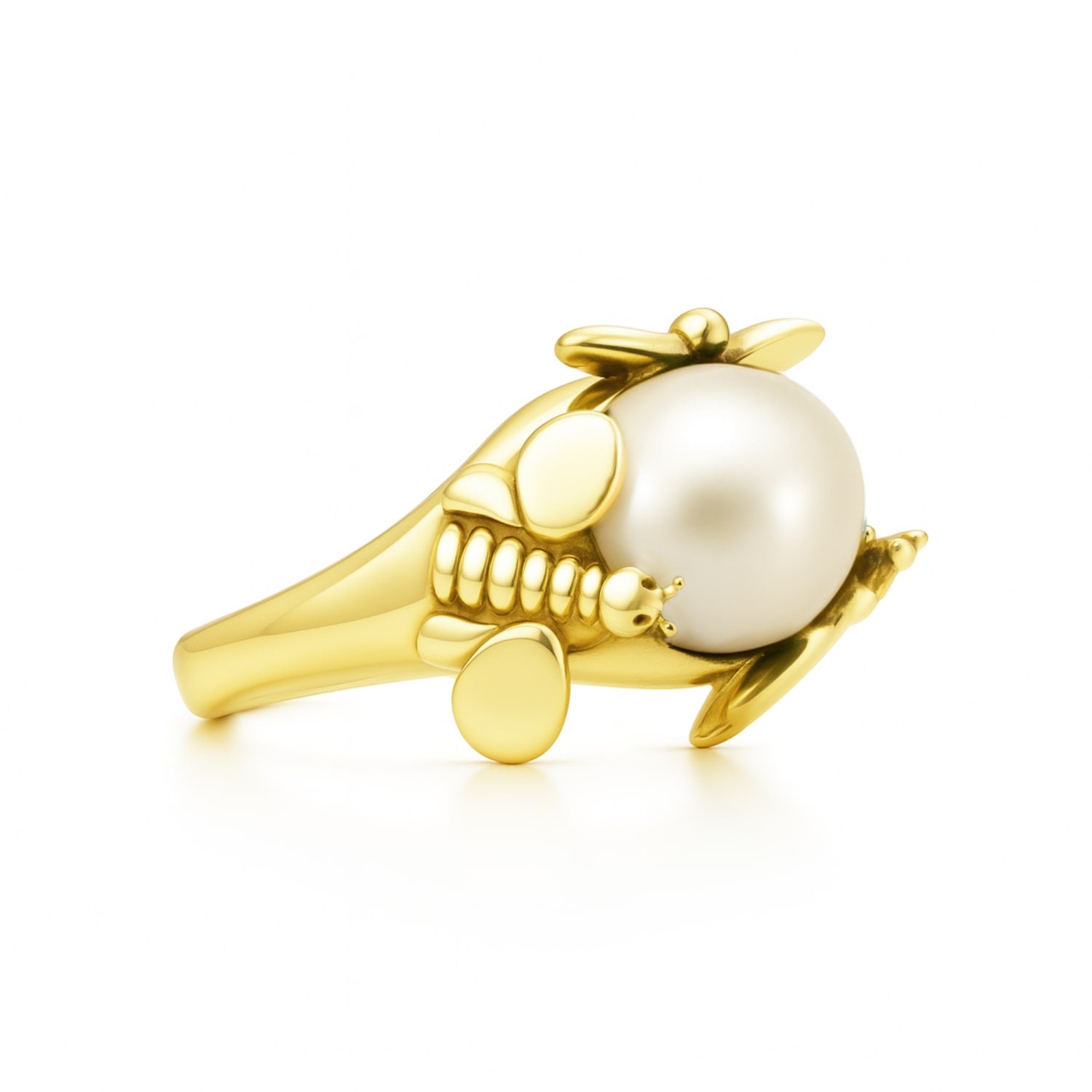 Natural Queen Silver Ring, Gold-Plated With Natural Pearl