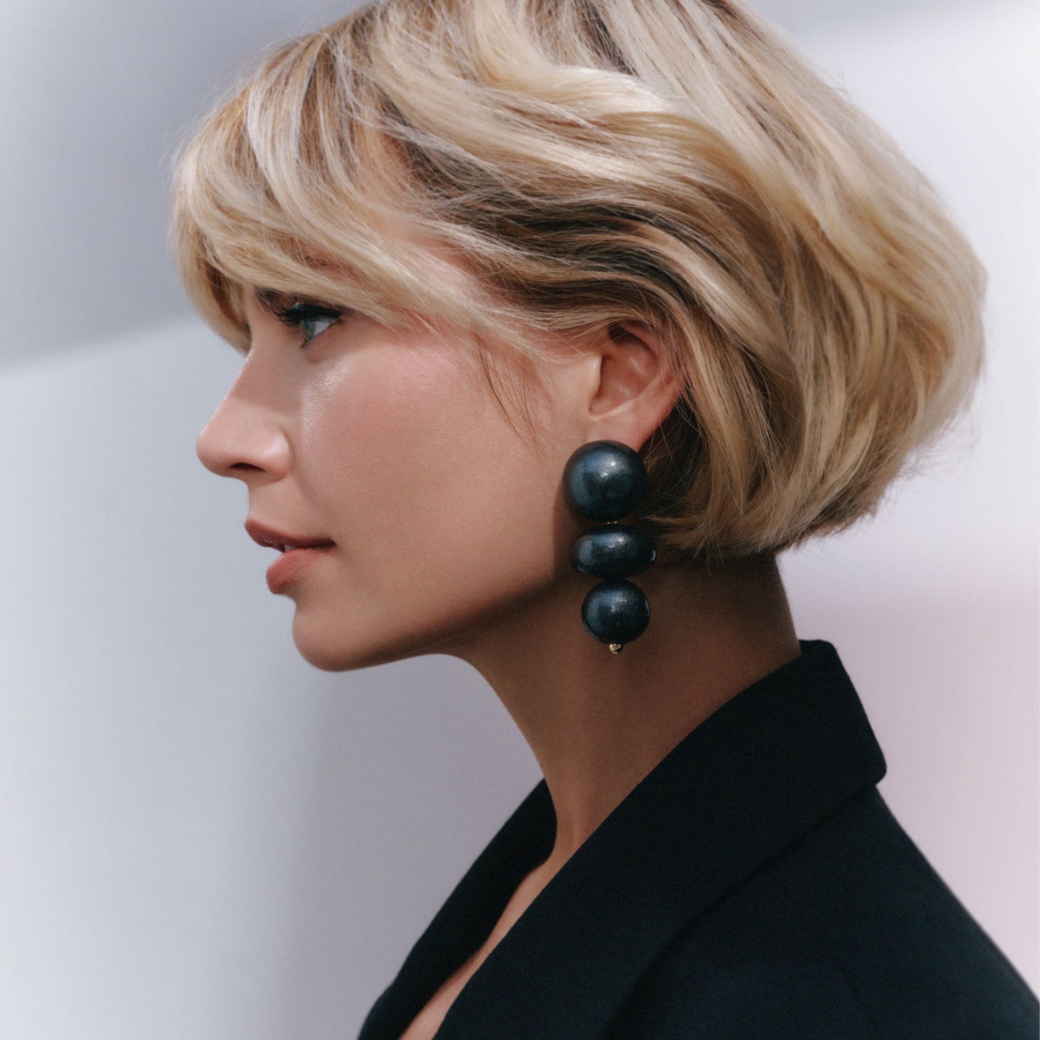 Nola Earrings In Black Coral