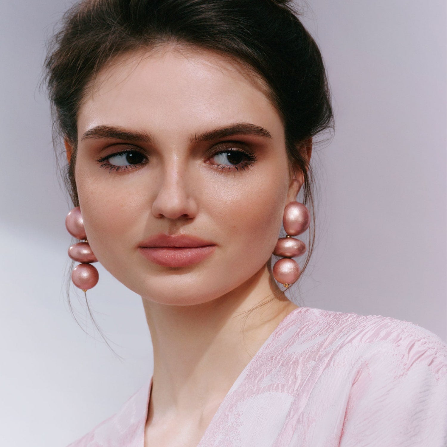 Nola Earrings In Noble Blush