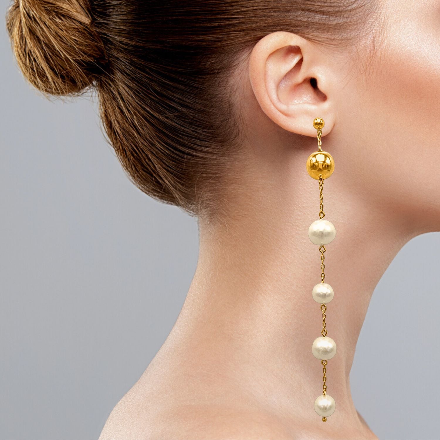 Nora Dangle Pearl Earrings