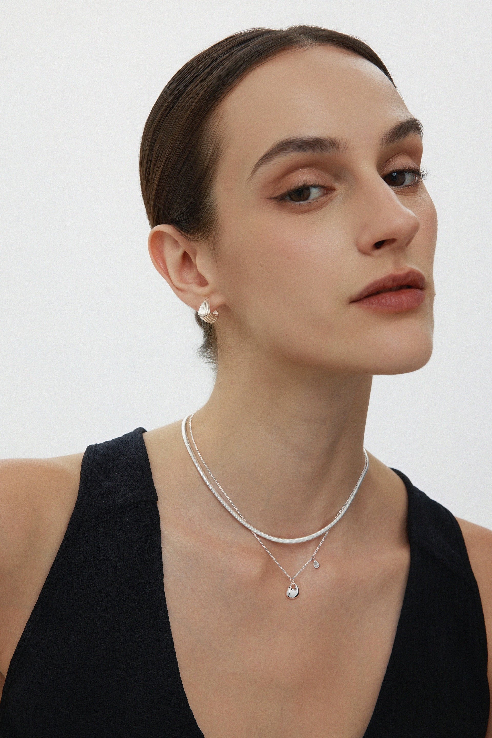 Juno Ridged Chunky Hoops In Silver