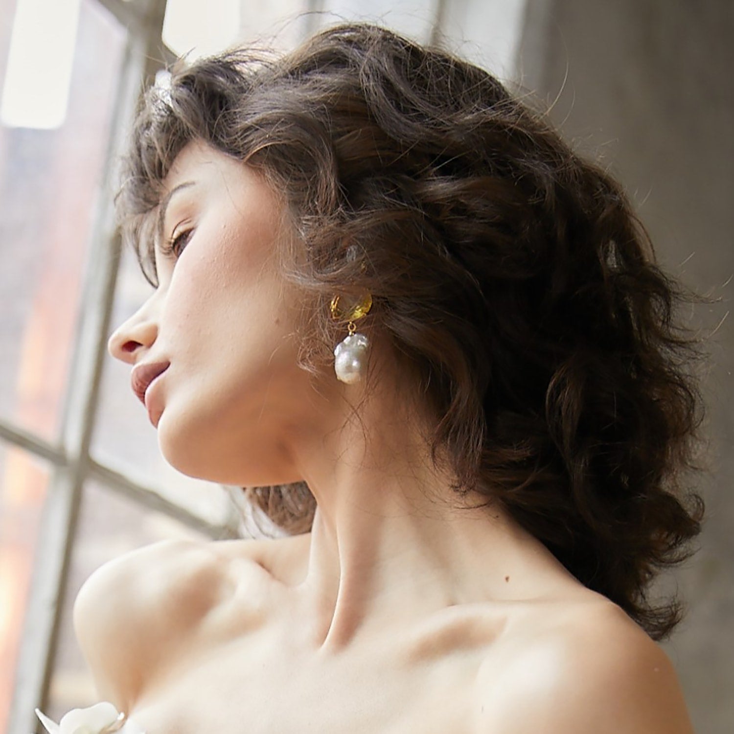 Nora Earrings Pearls