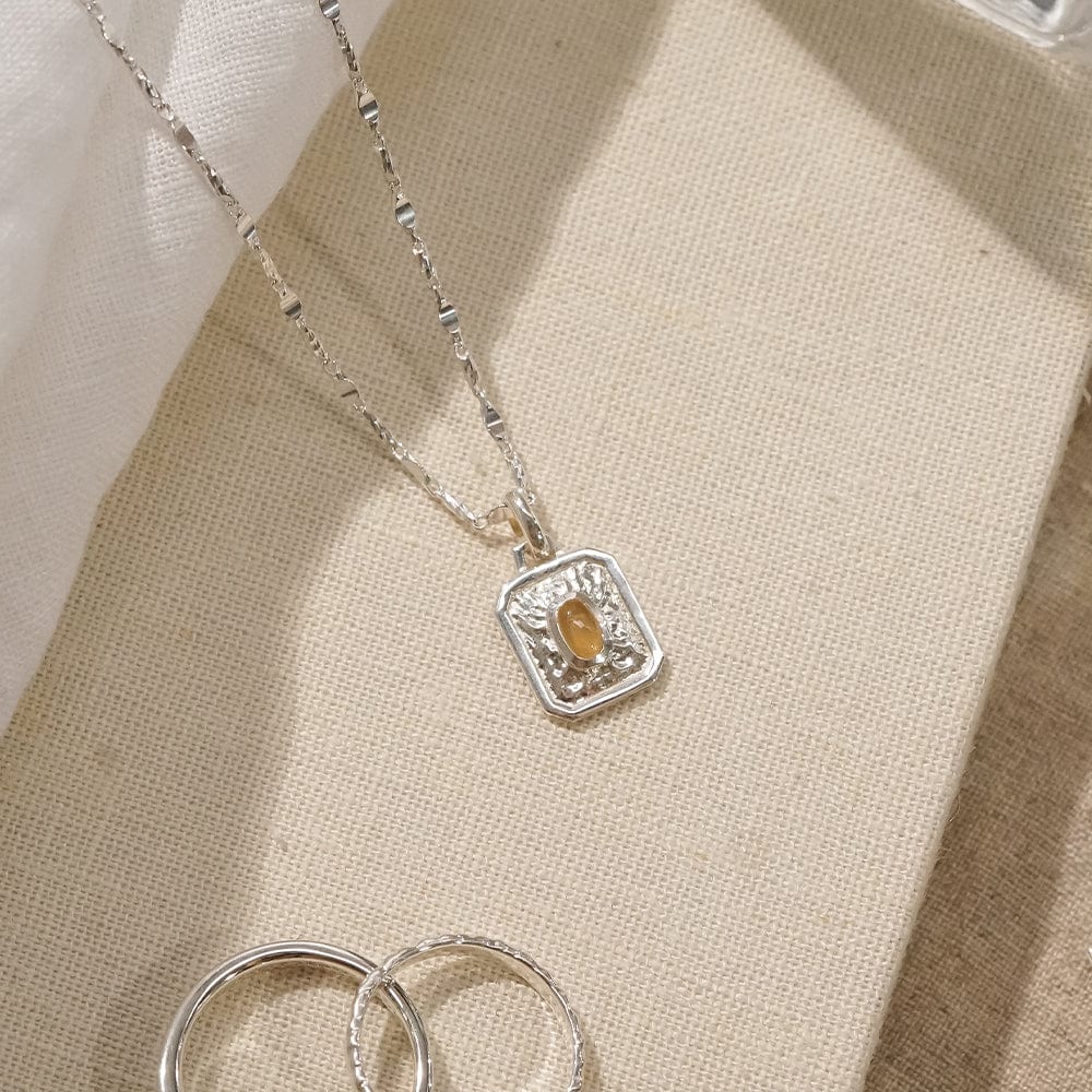 november-citrine-birthstone-necklace-sterling-silver-daisy-london