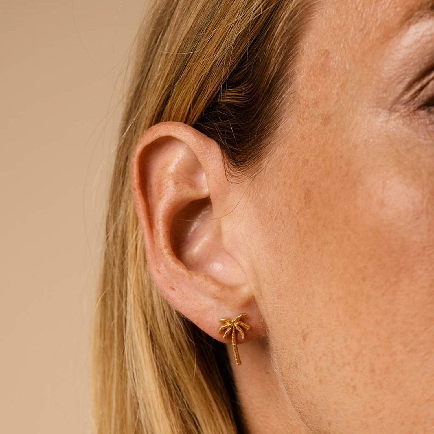 Oasis Palm Gold Stud Earrings