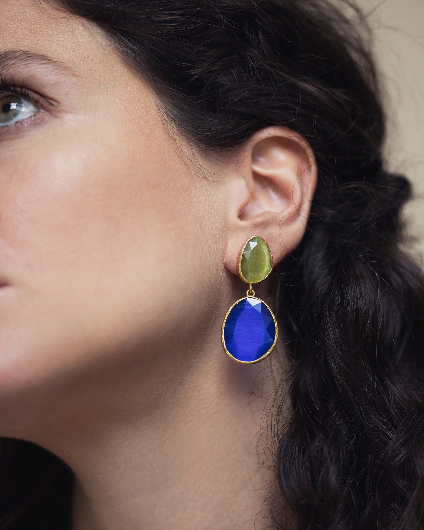 Ocean Depths Cat Eye Earrings