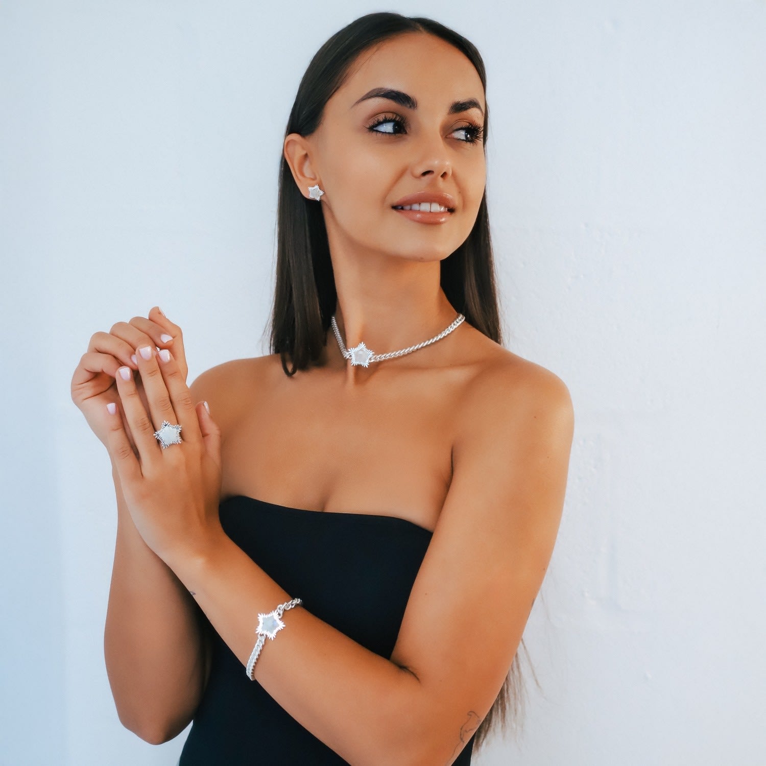 Odette Moonstone Spiky Star Choker Necklace | Sterling Silver