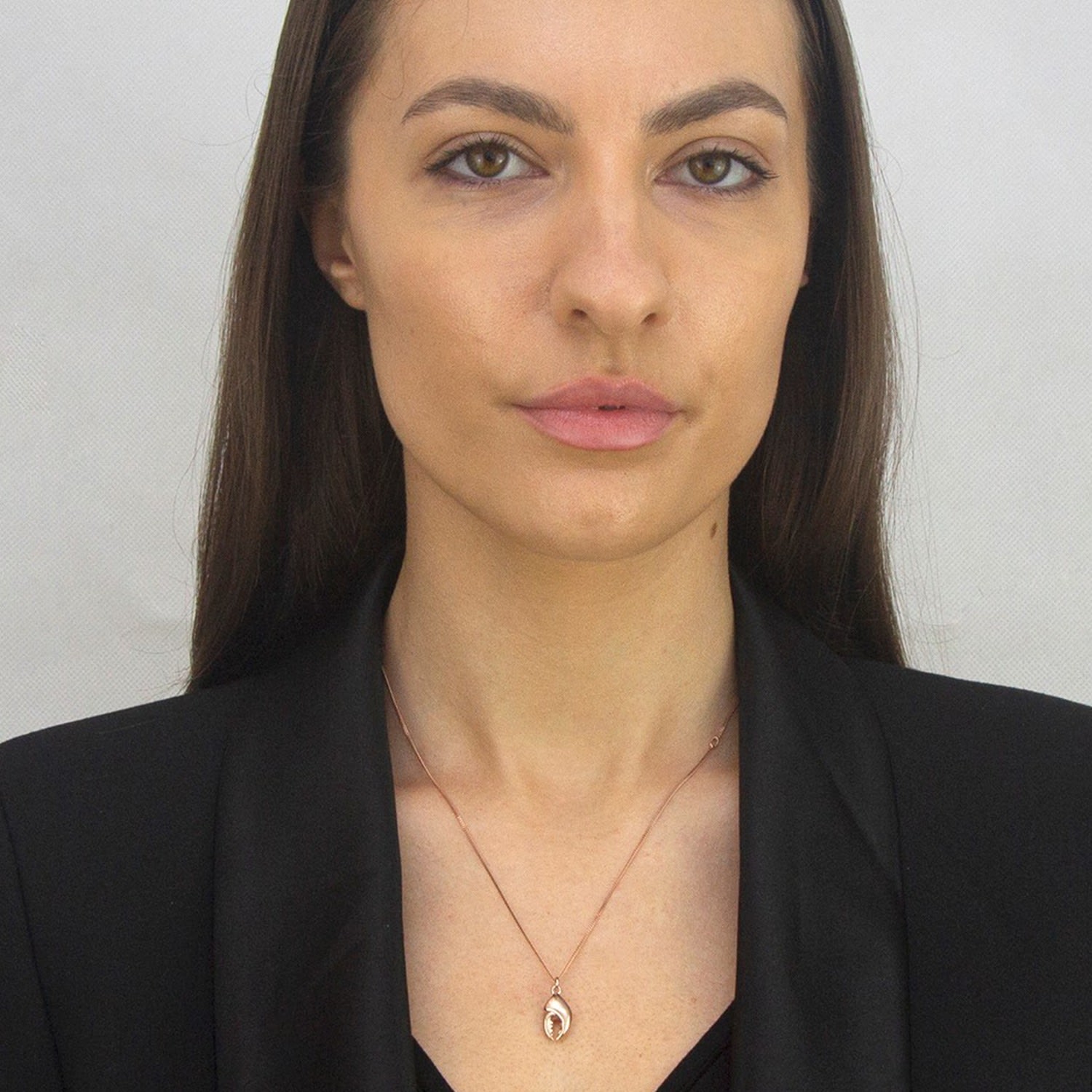 Mini Crab Claw Pendant 18Kt Rose Gold Plated